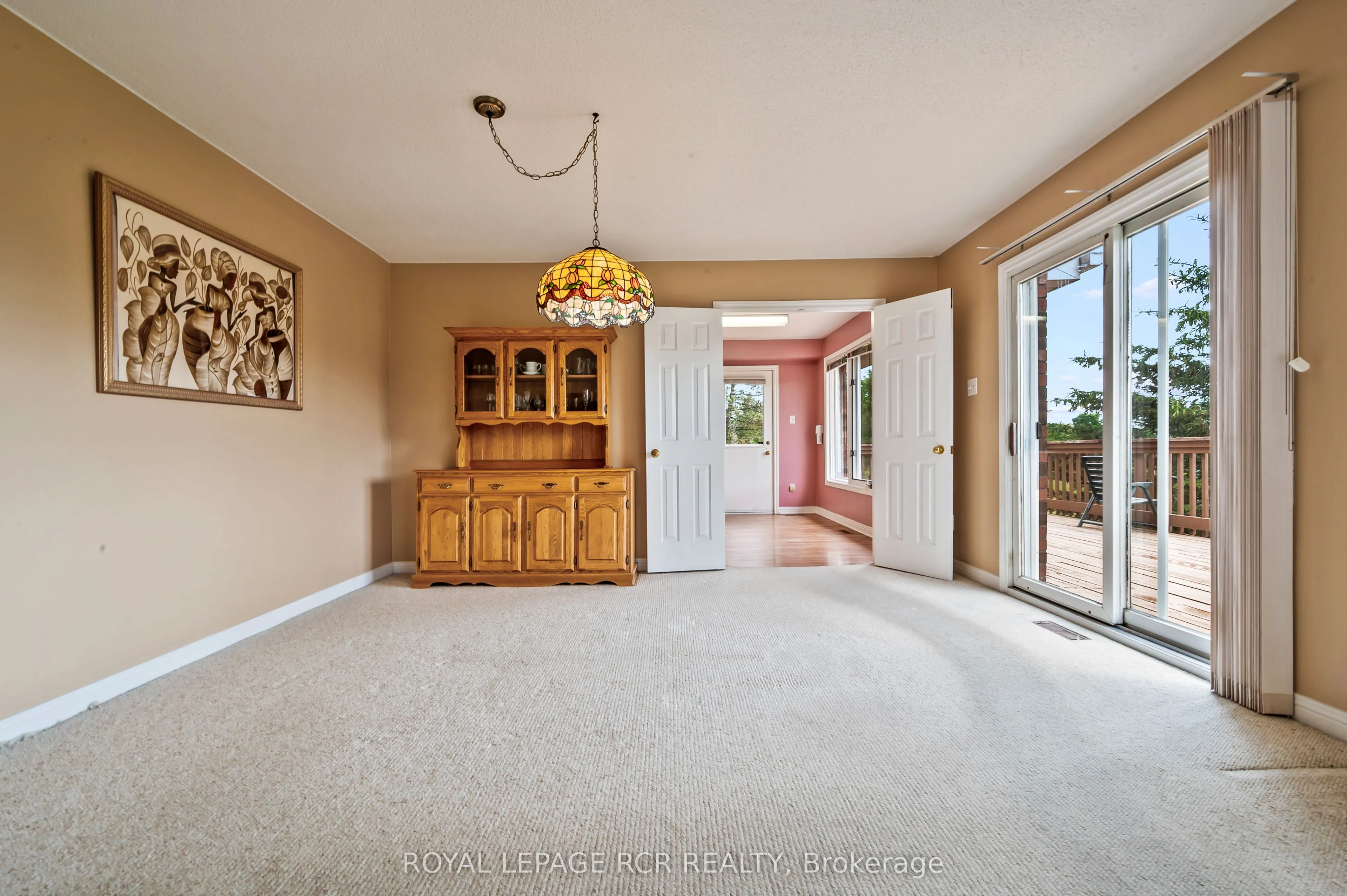 6 Cedar Ridge Court