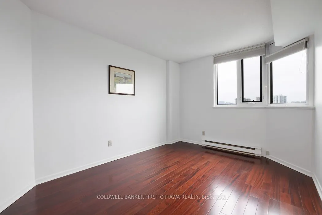 1500 Riverside Drive, #807