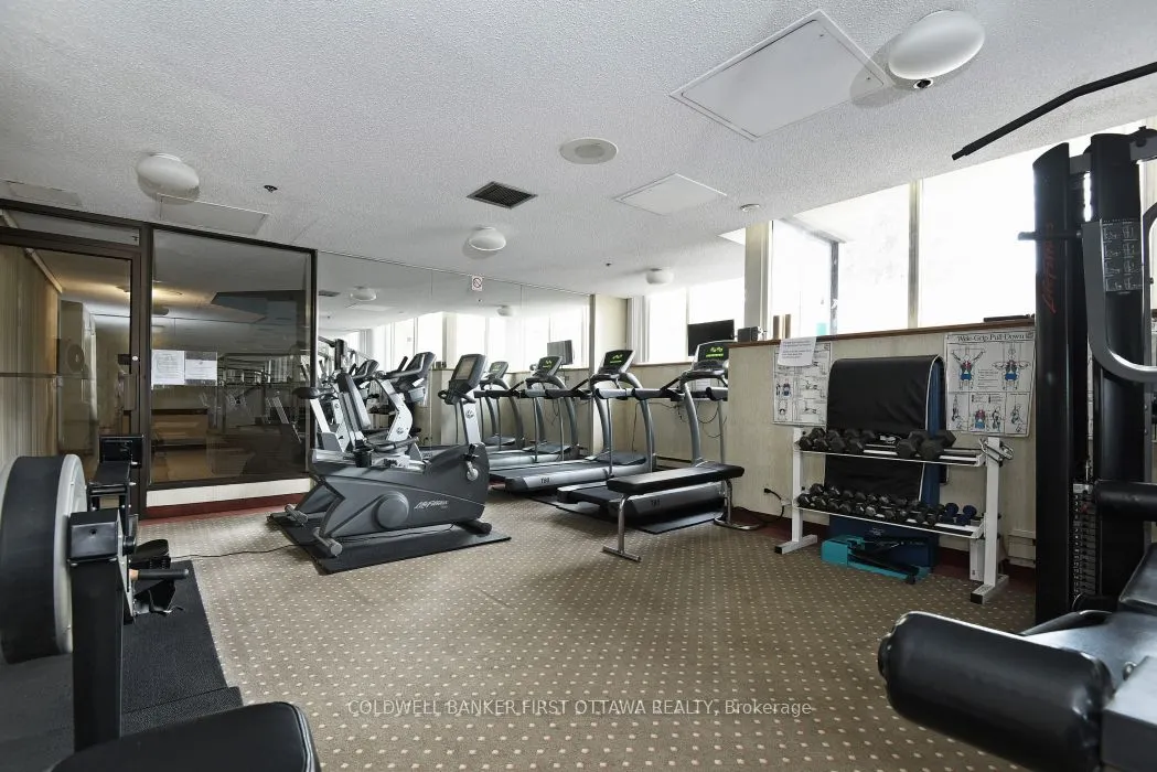 1500 Riverside Drive, #807