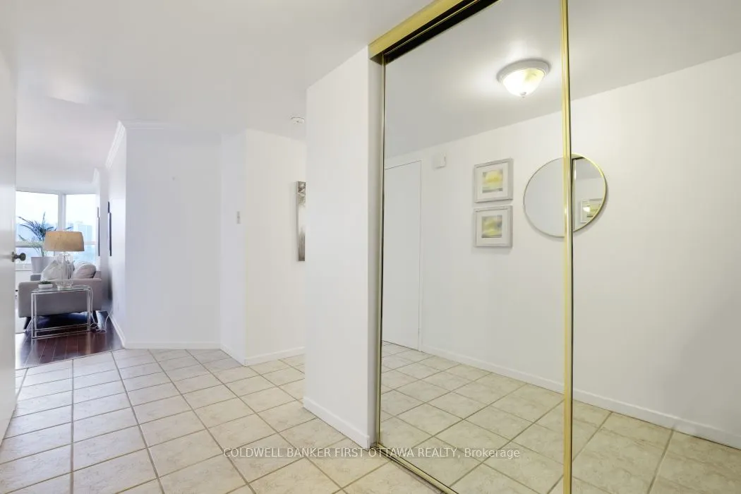 1500 Riverside Drive, #807