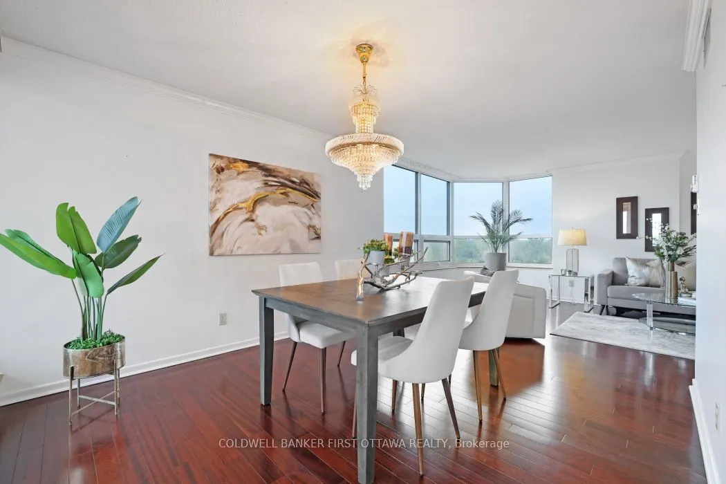 1500 Riverside Drive, #807