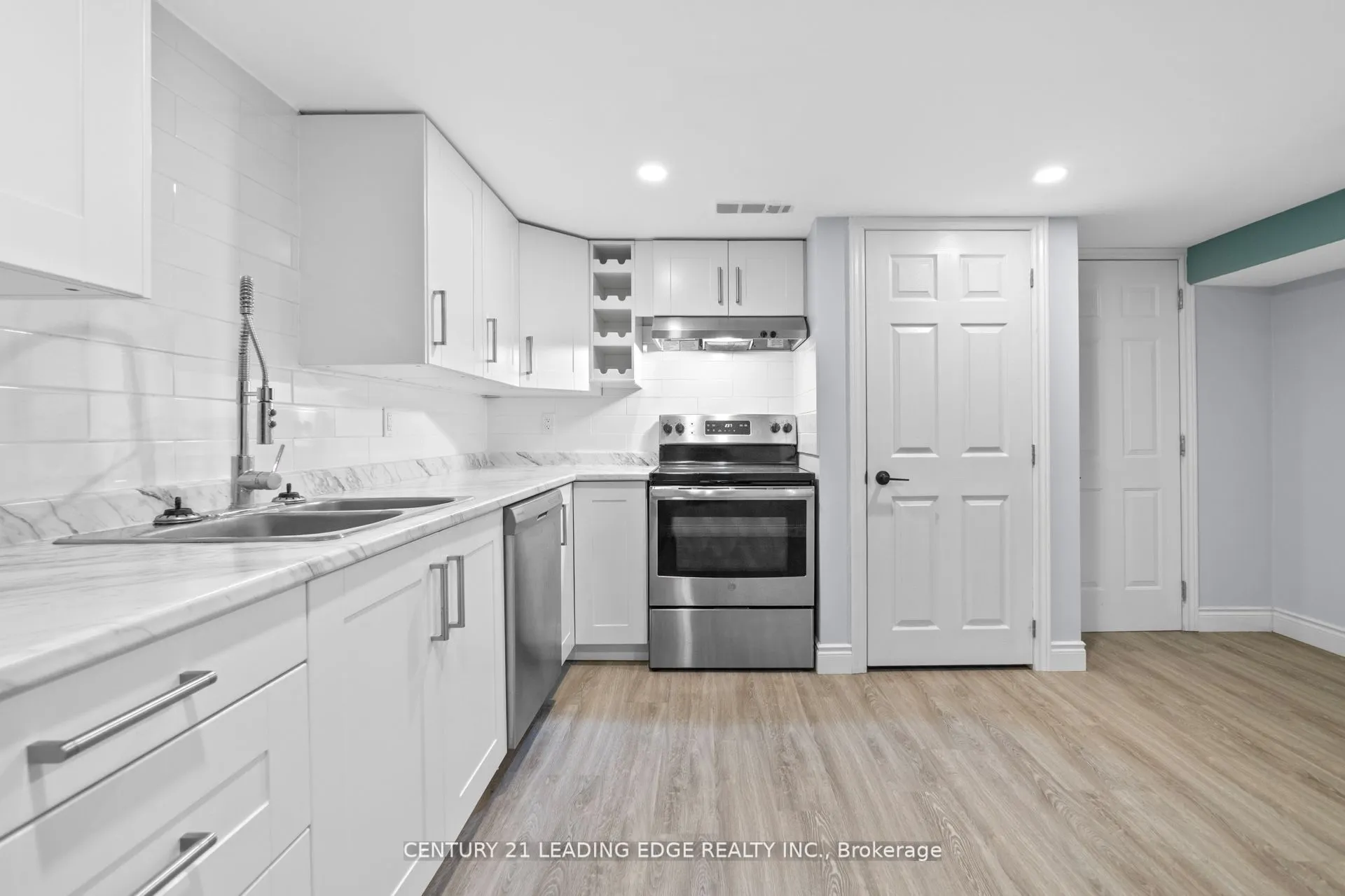 427 Krug Street, #Lower
