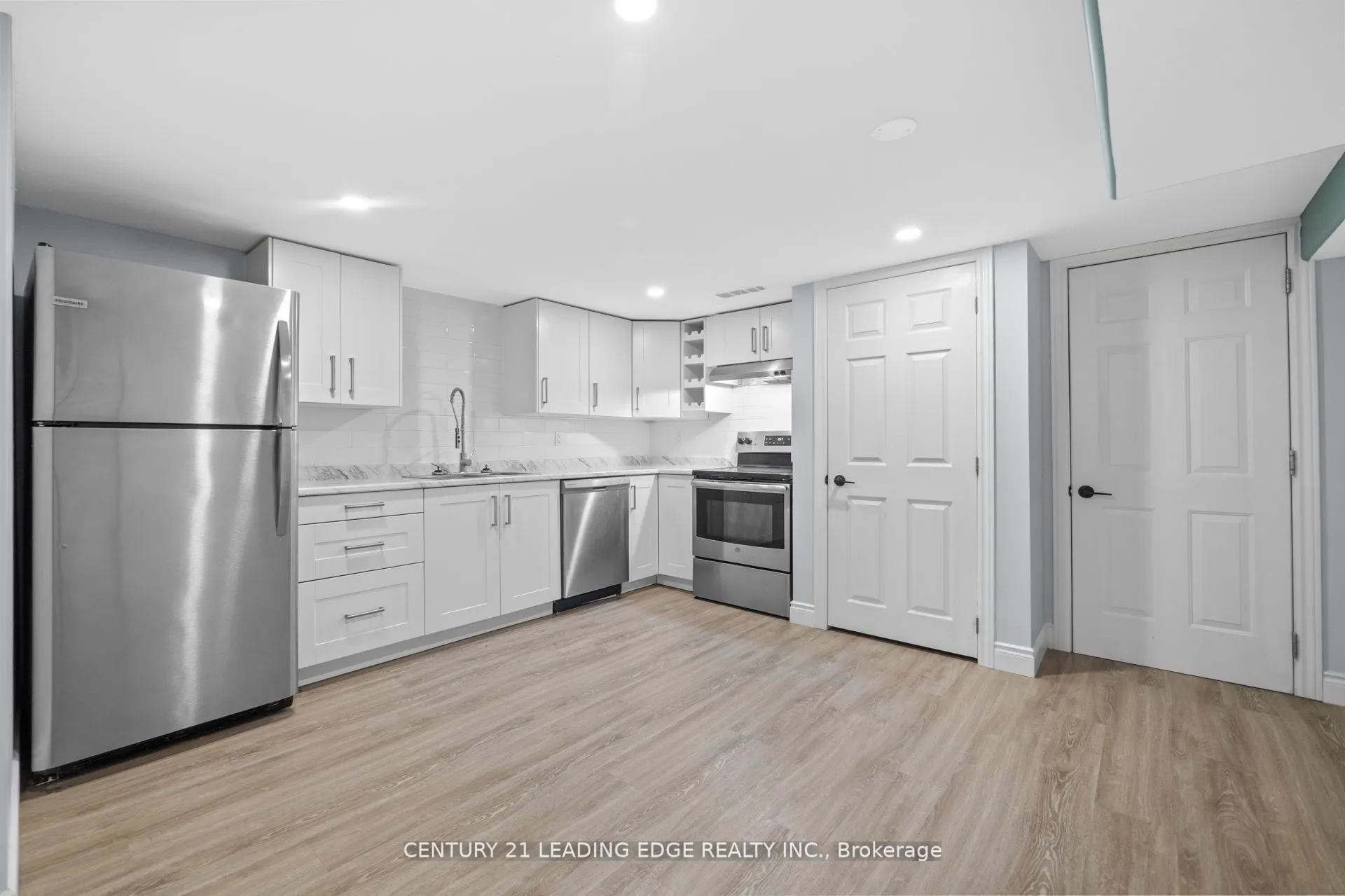 427 Krug Street, #Lower
