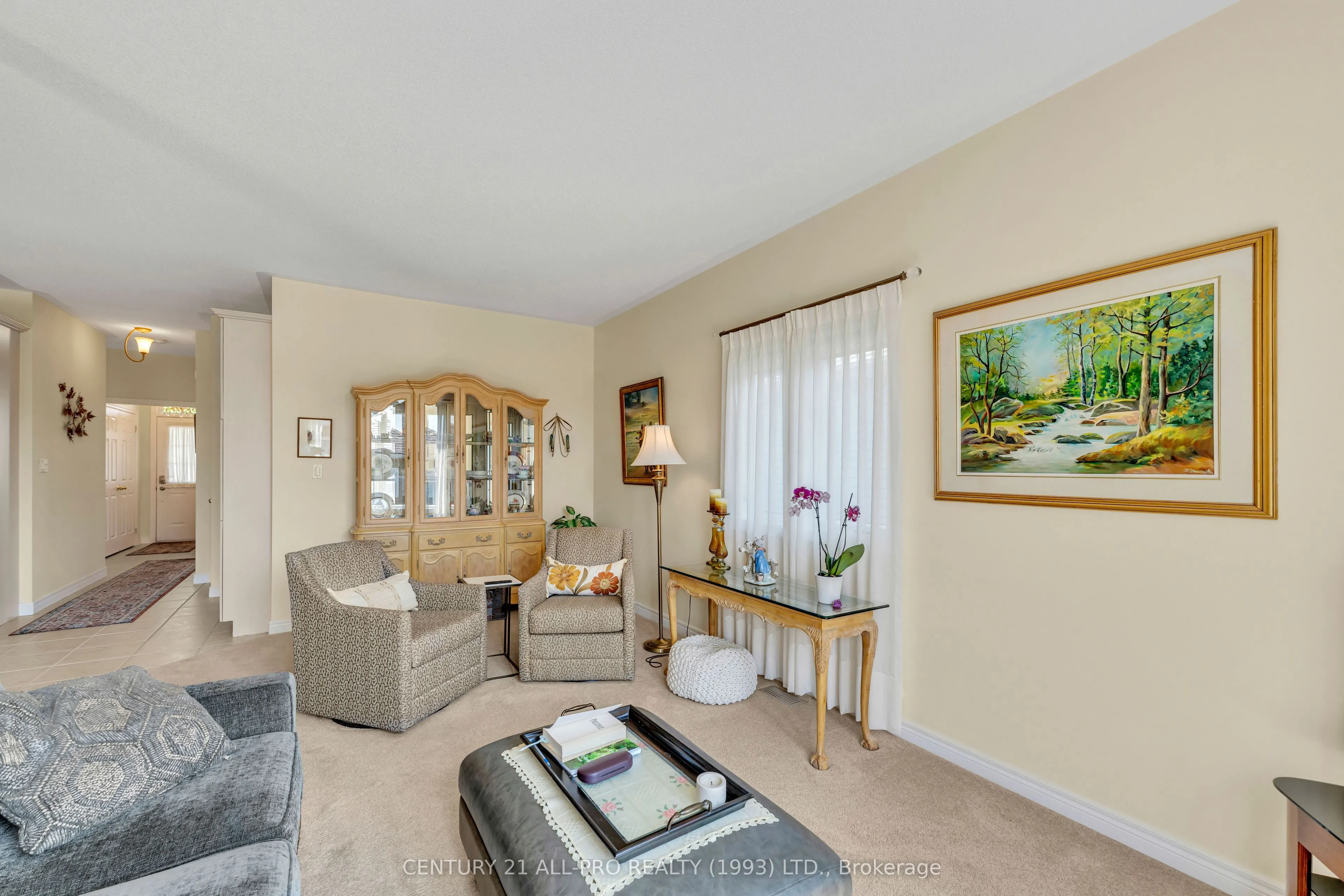 745 Prince Of Wales Drive