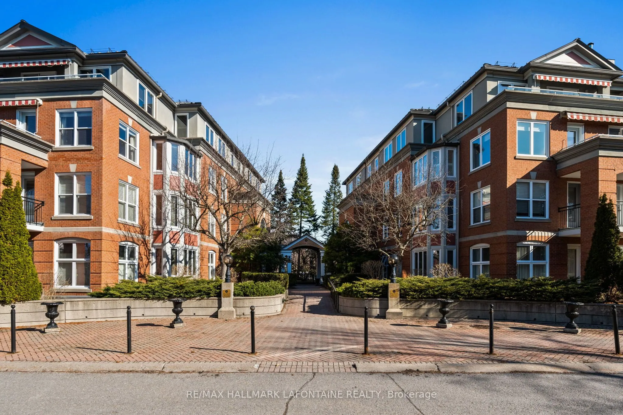 21 Durham Private, #101
