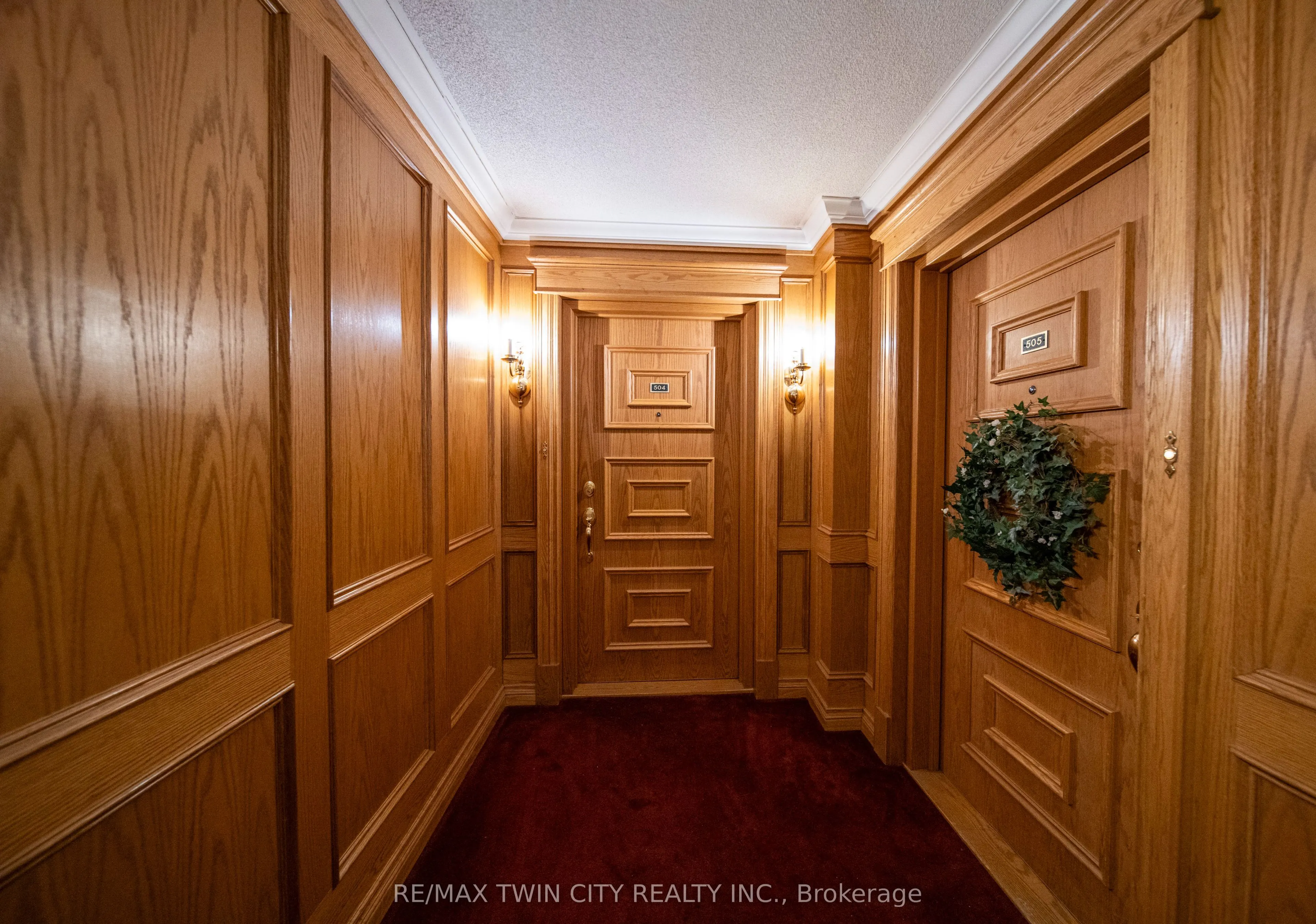 2 Lancaster Street E, #504
