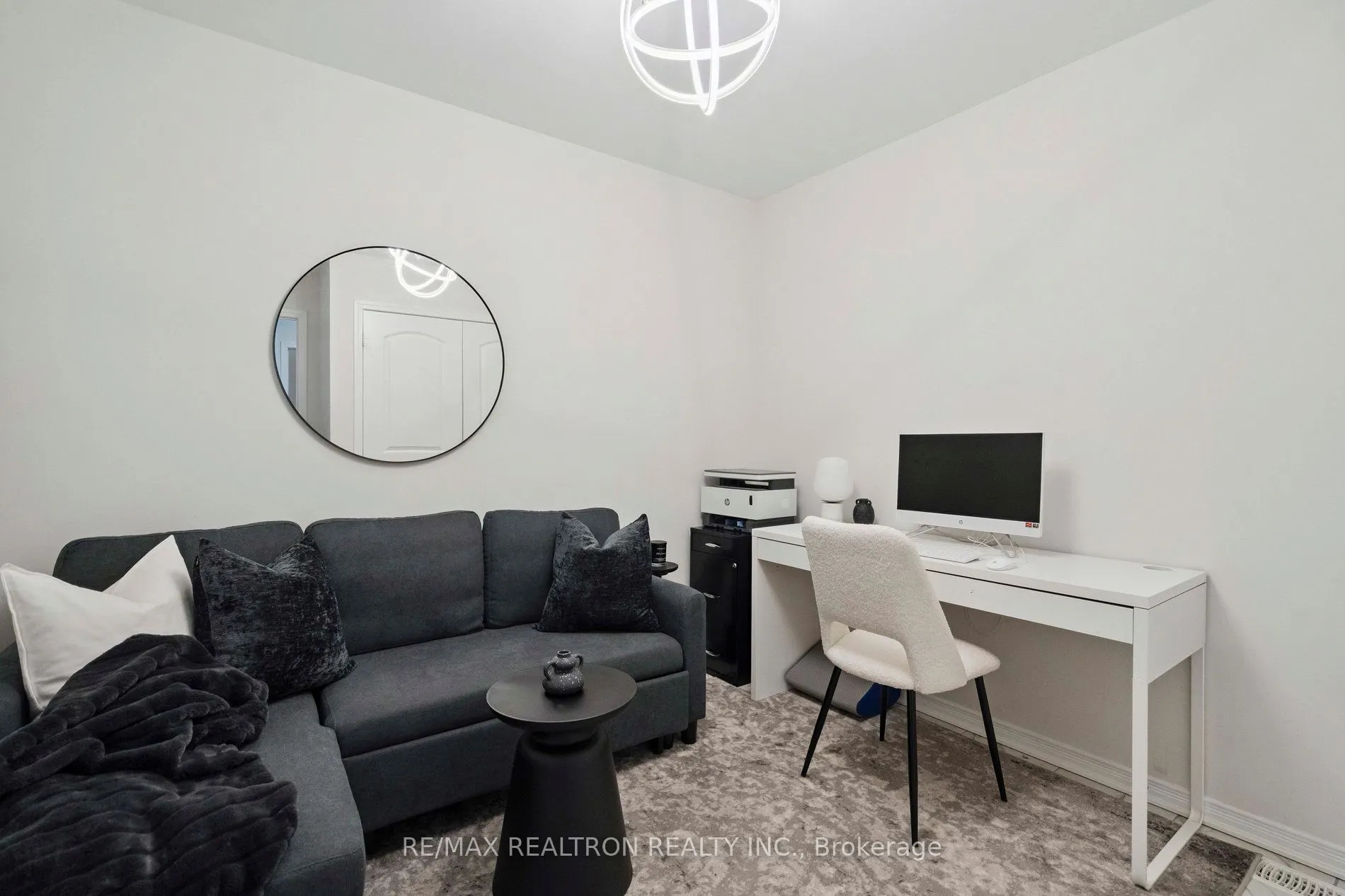 233 Kinsman Drive