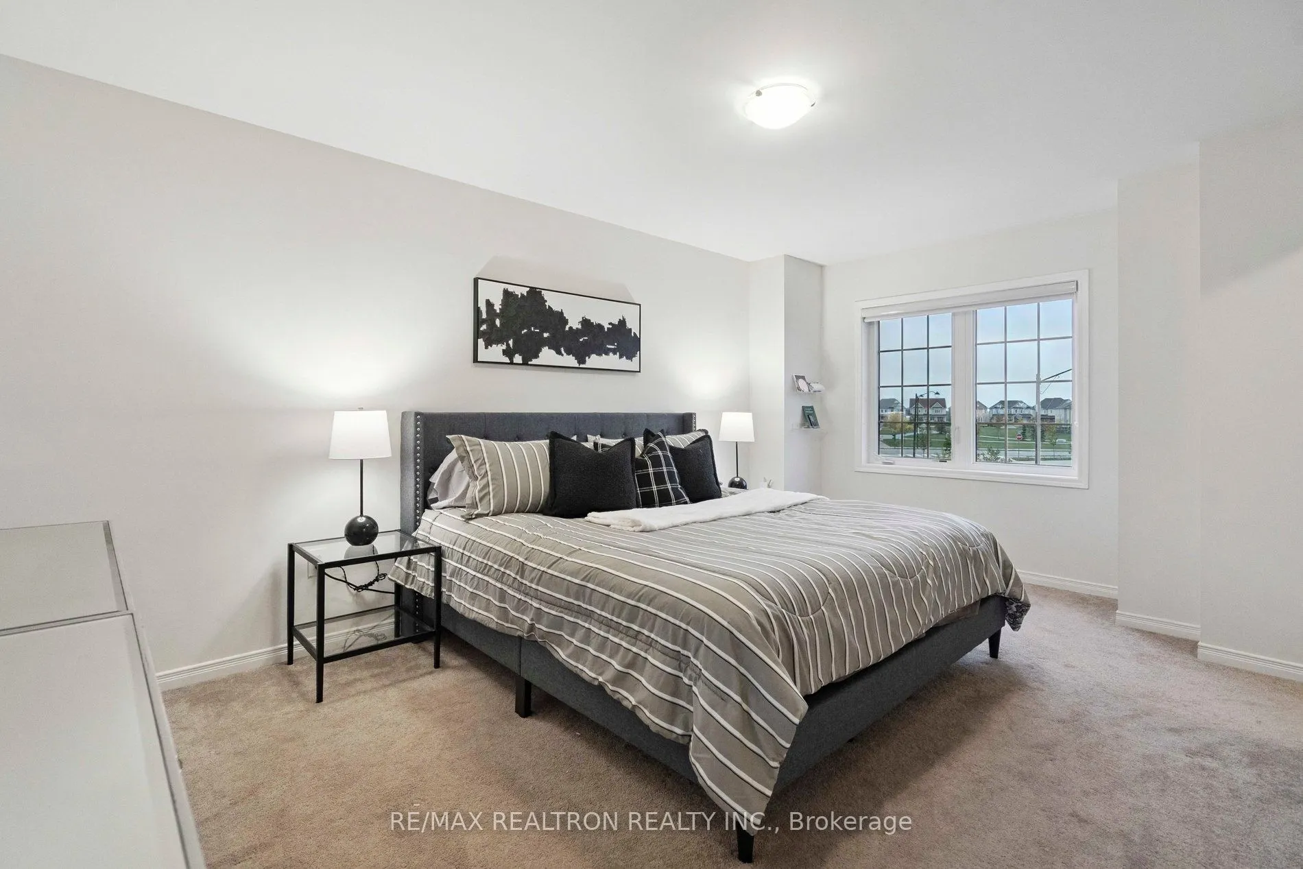 233 Kinsman Drive