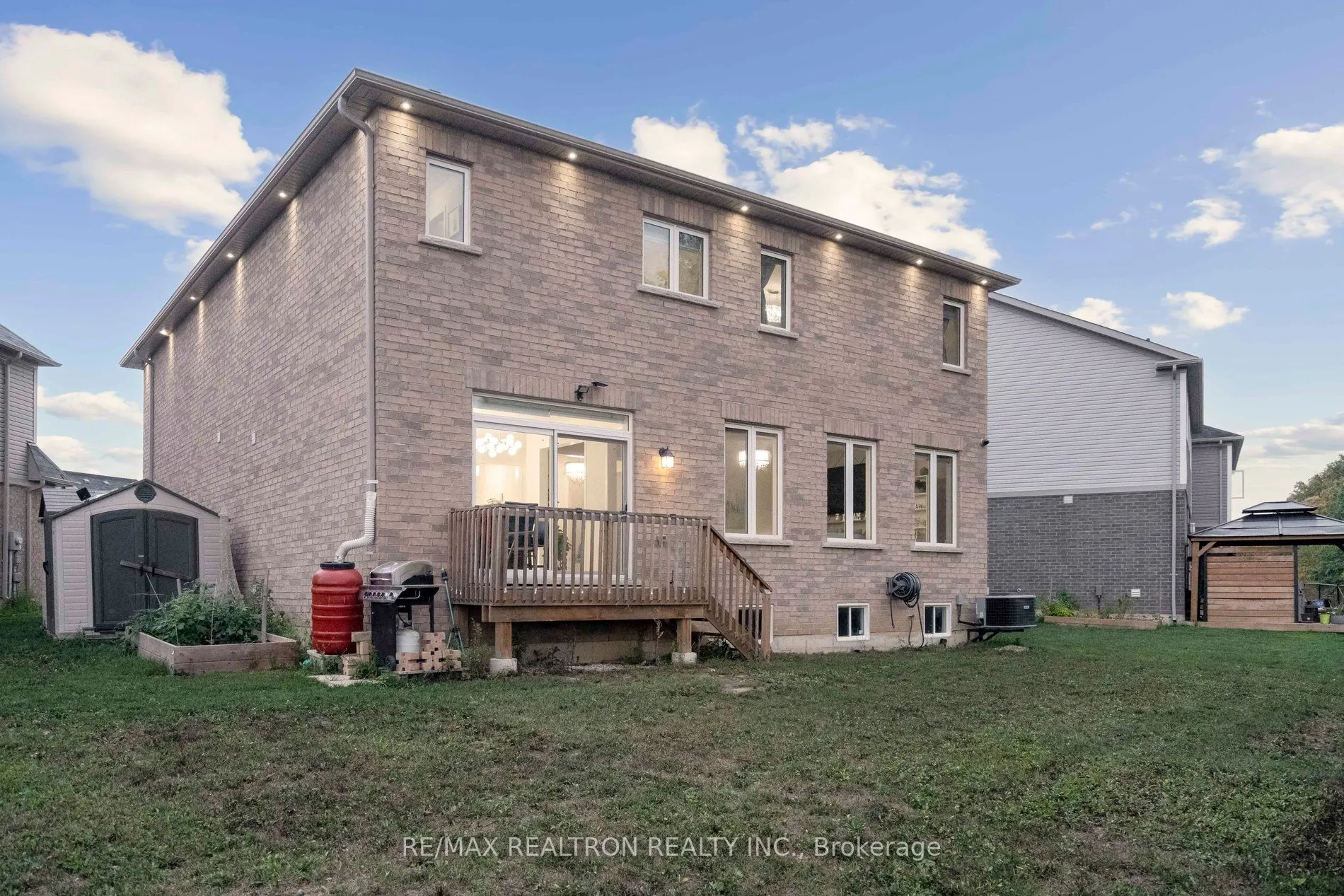 233 Kinsman Drive