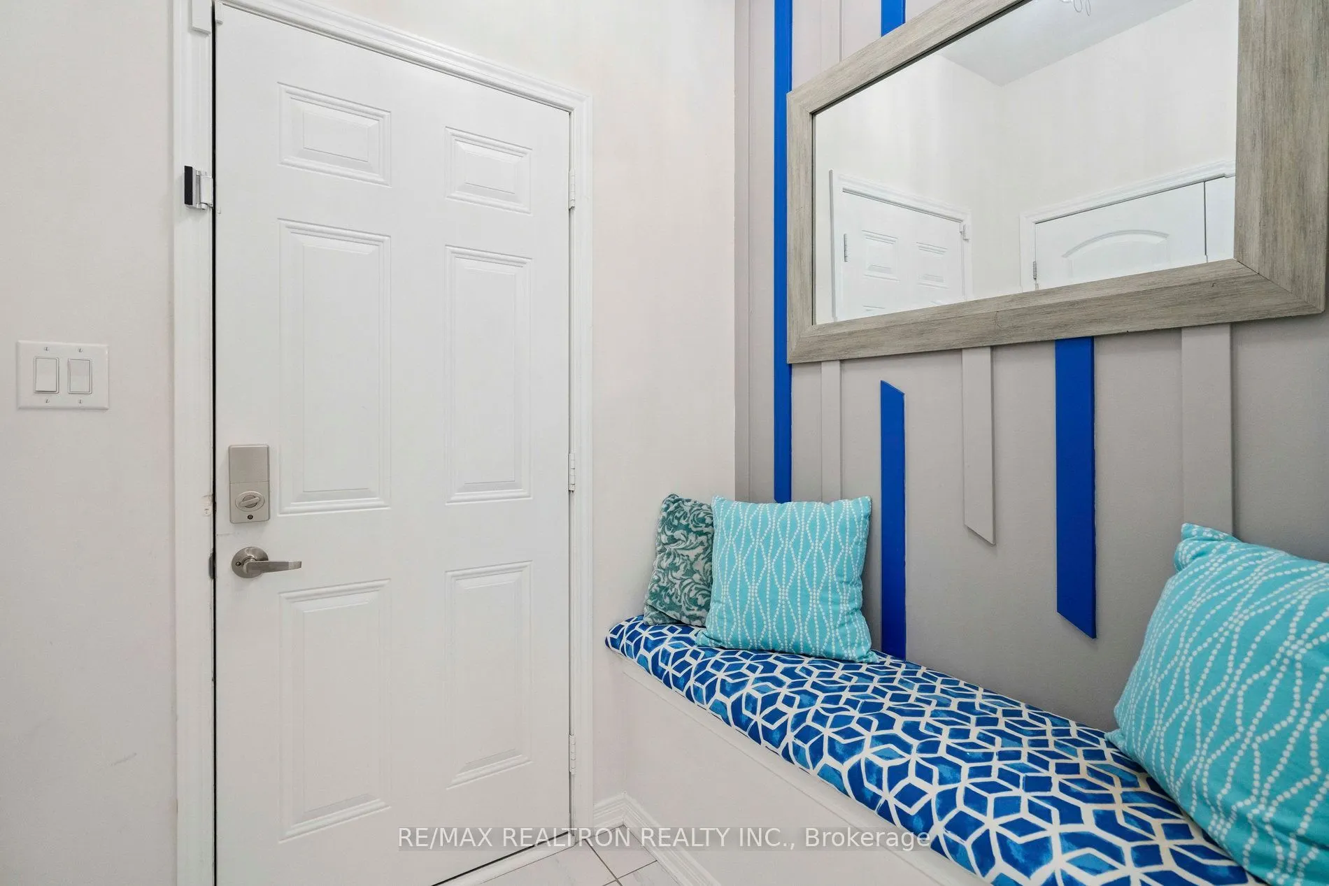 233 Kinsman Drive