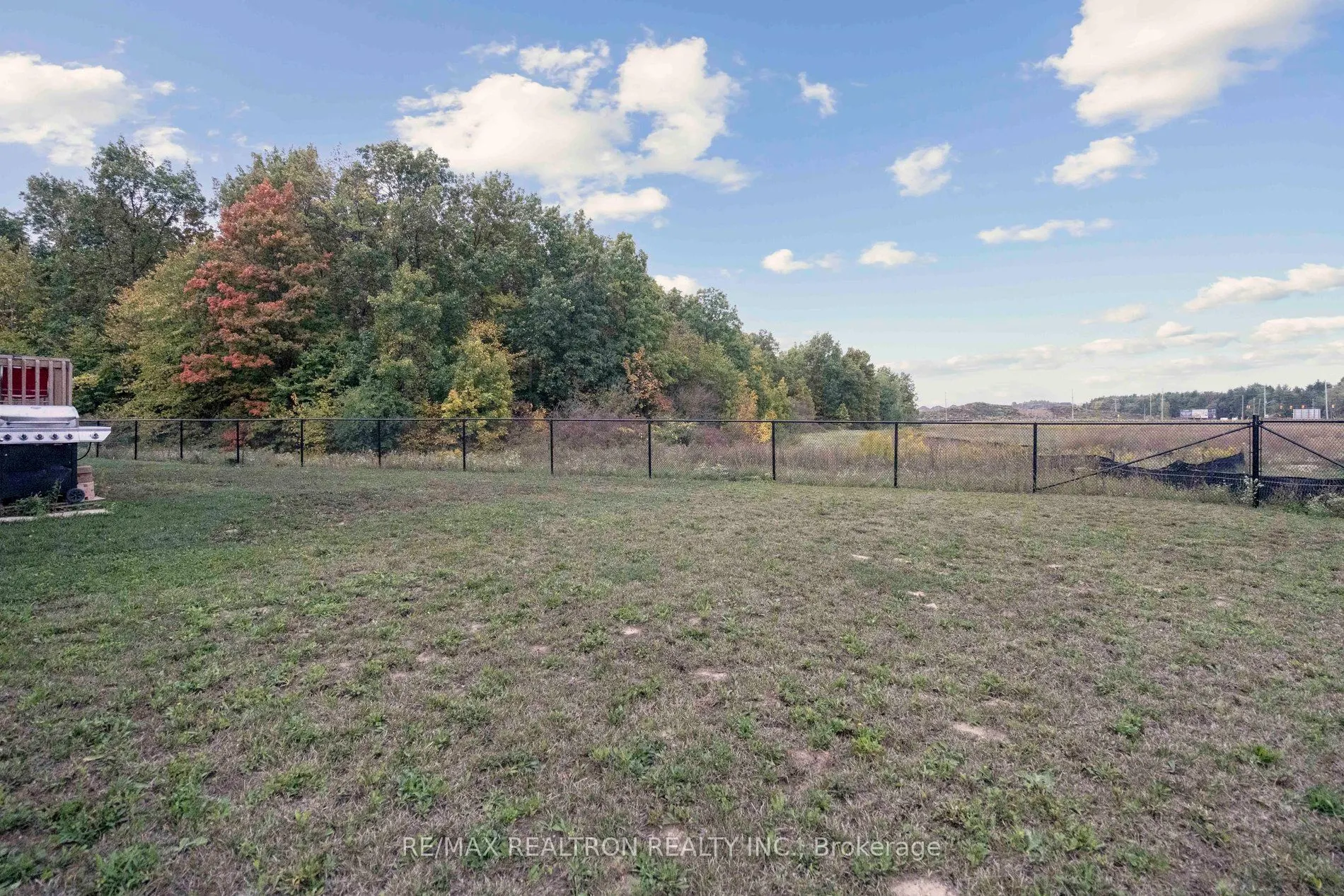 233 Kinsman Drive