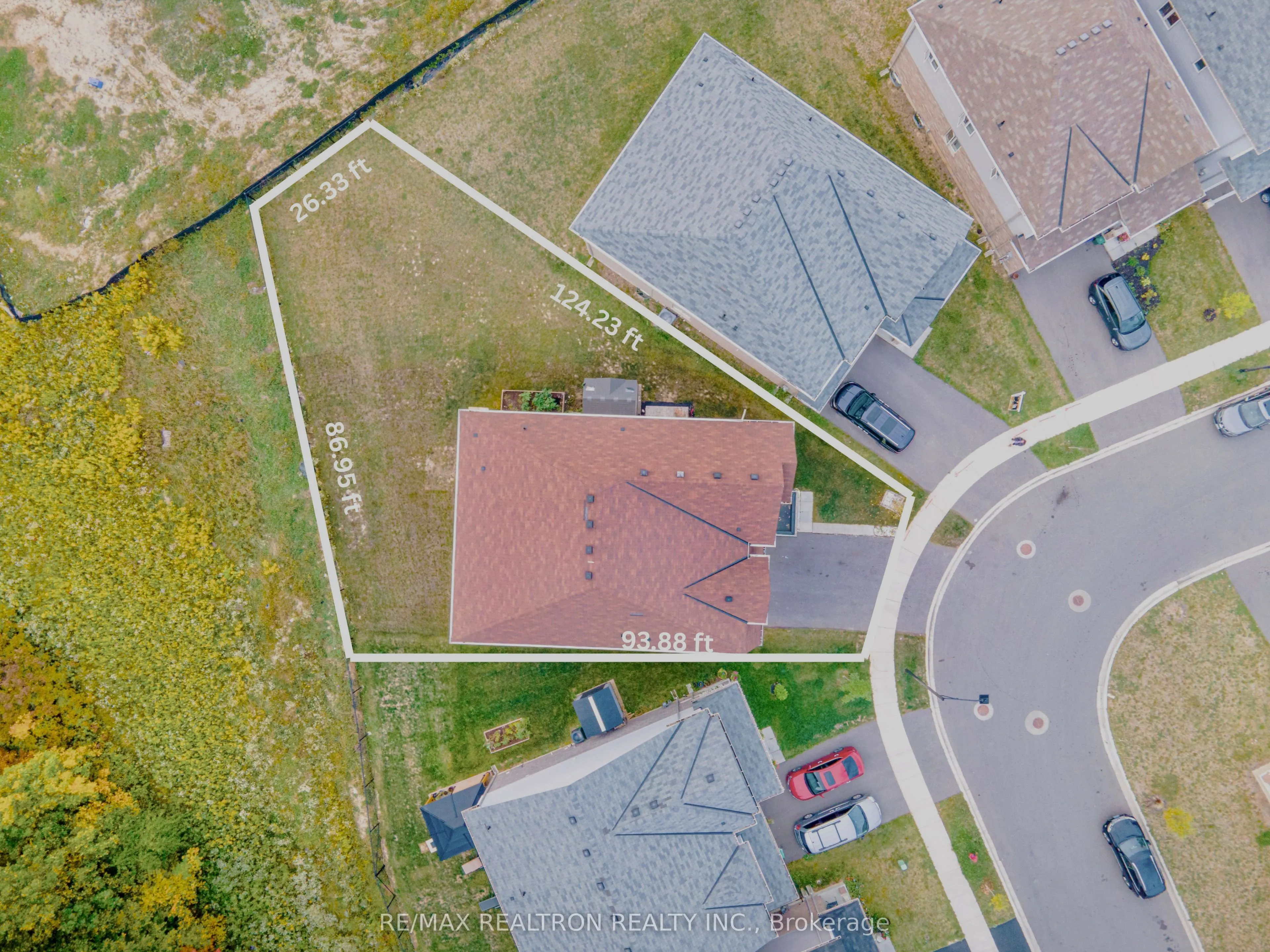 233 Kinsman Drive