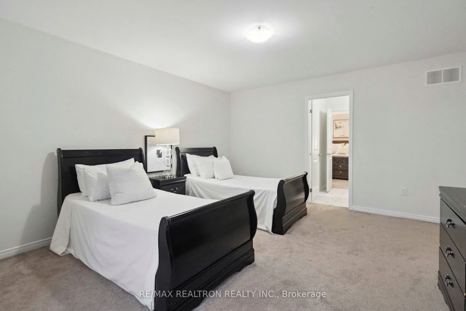 233 Kinsman Drive