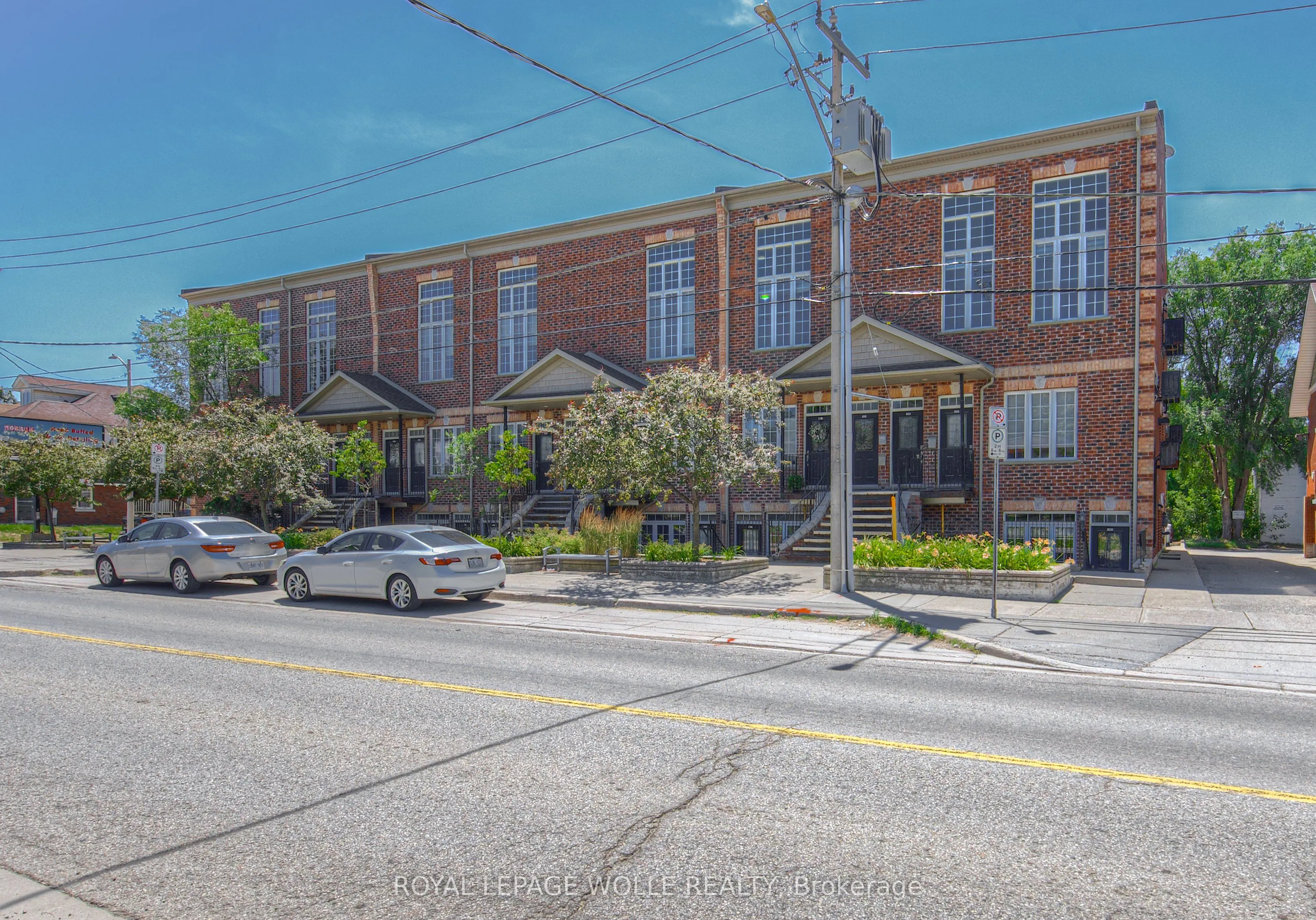 555 King Street E, #109