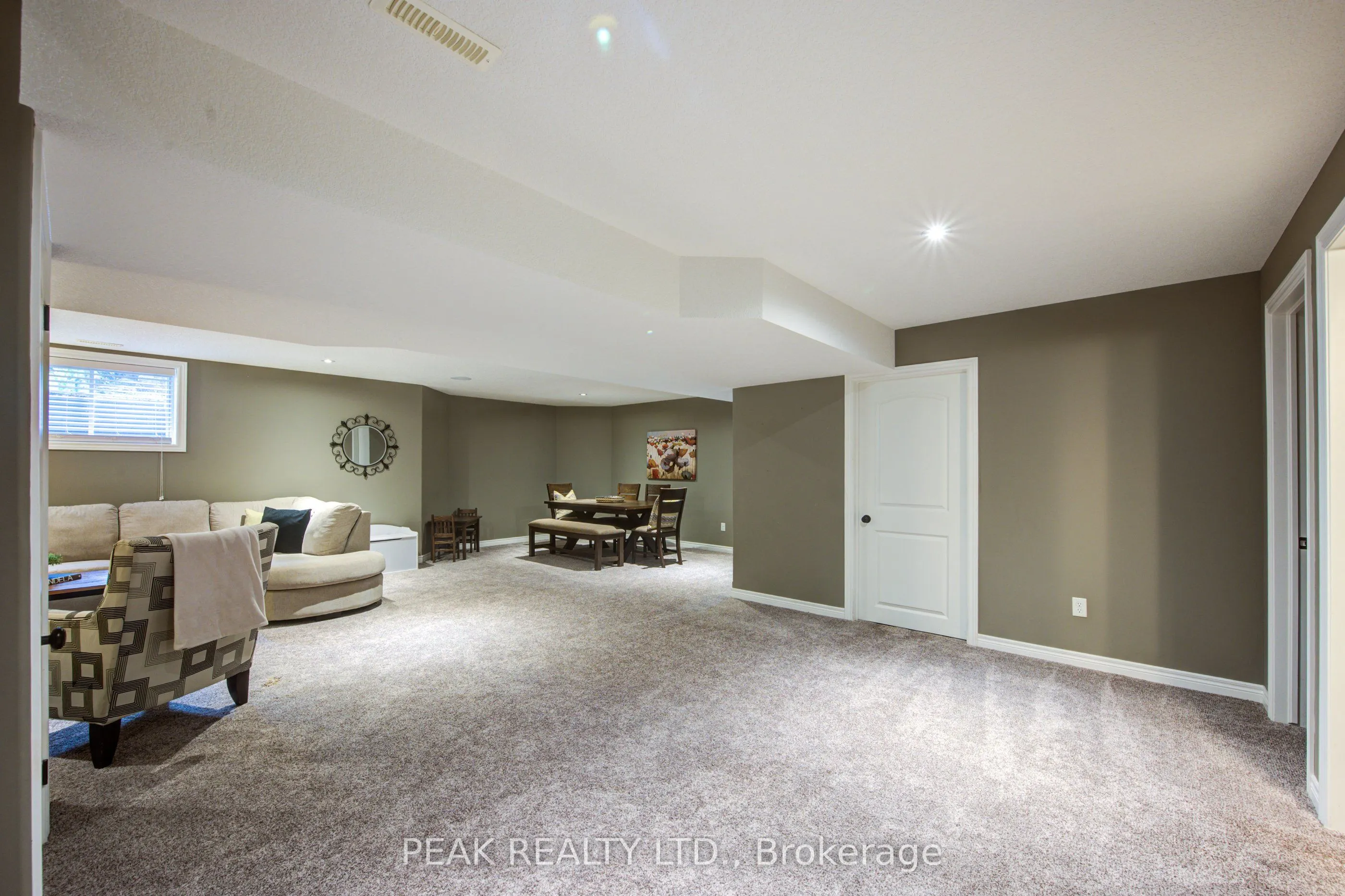 38 Westview Court