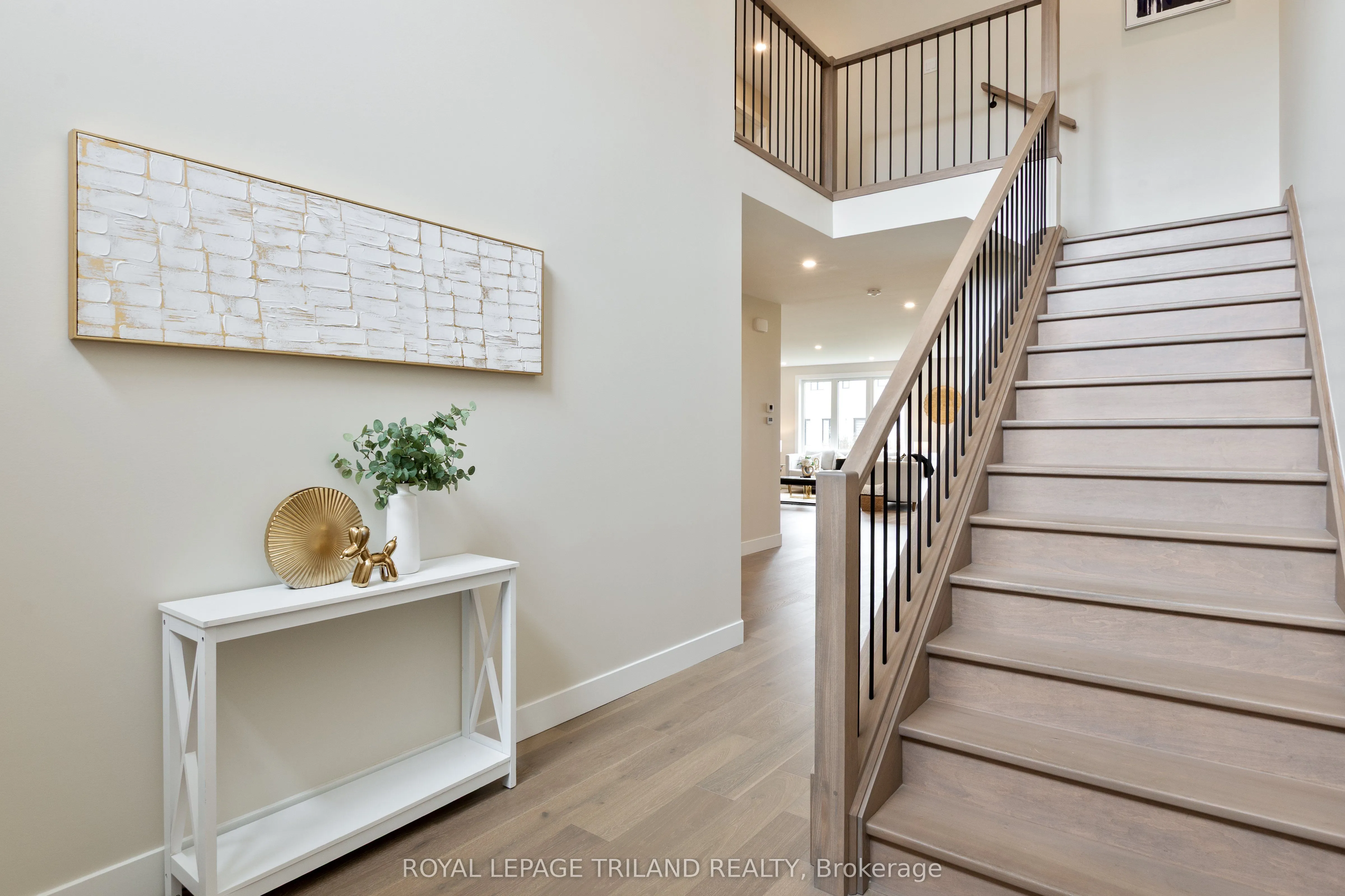 3931 Big Leaf Trail