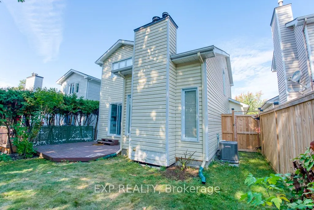 14 Hawley Crescent