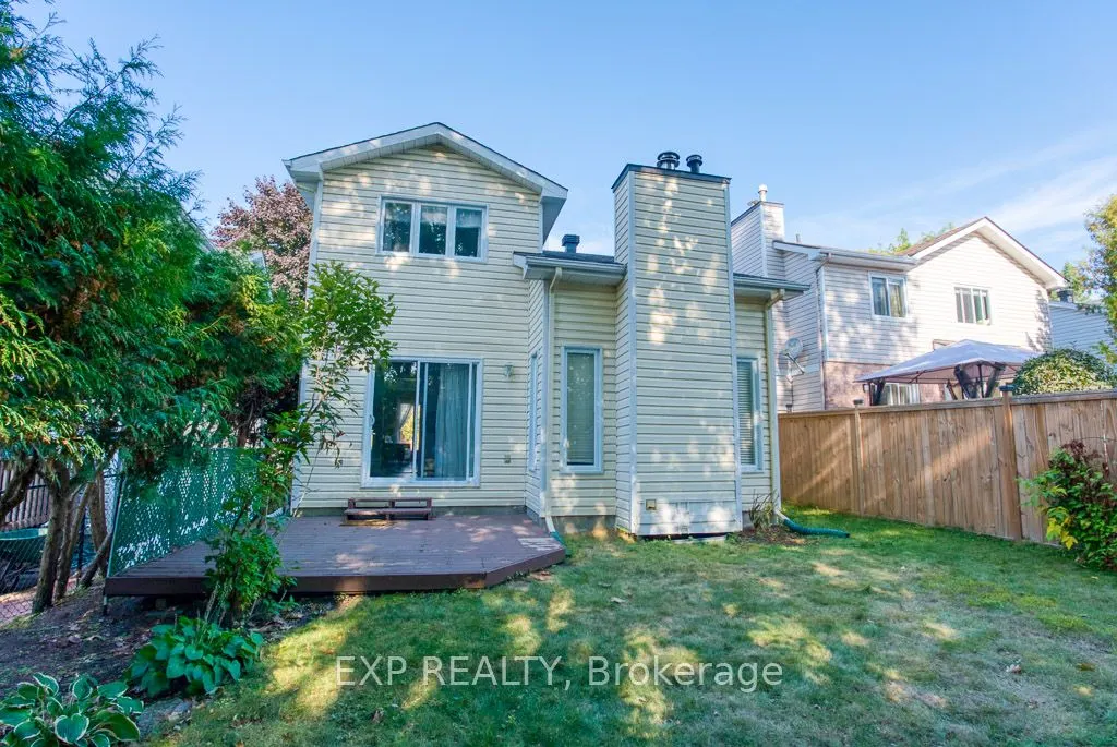14 Hawley Crescent
