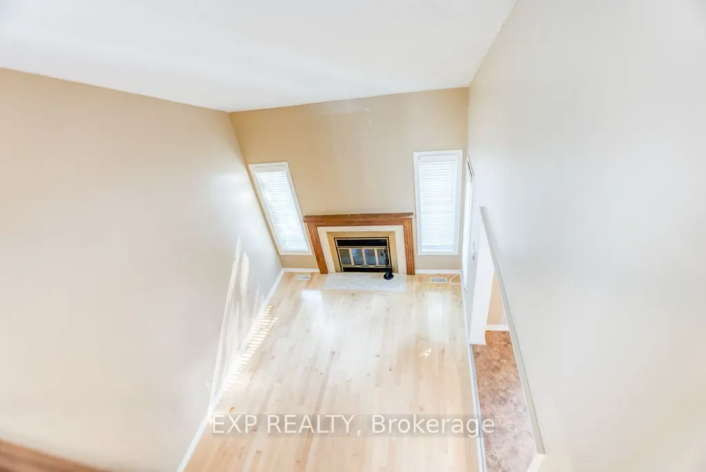14 Hawley Crescent
