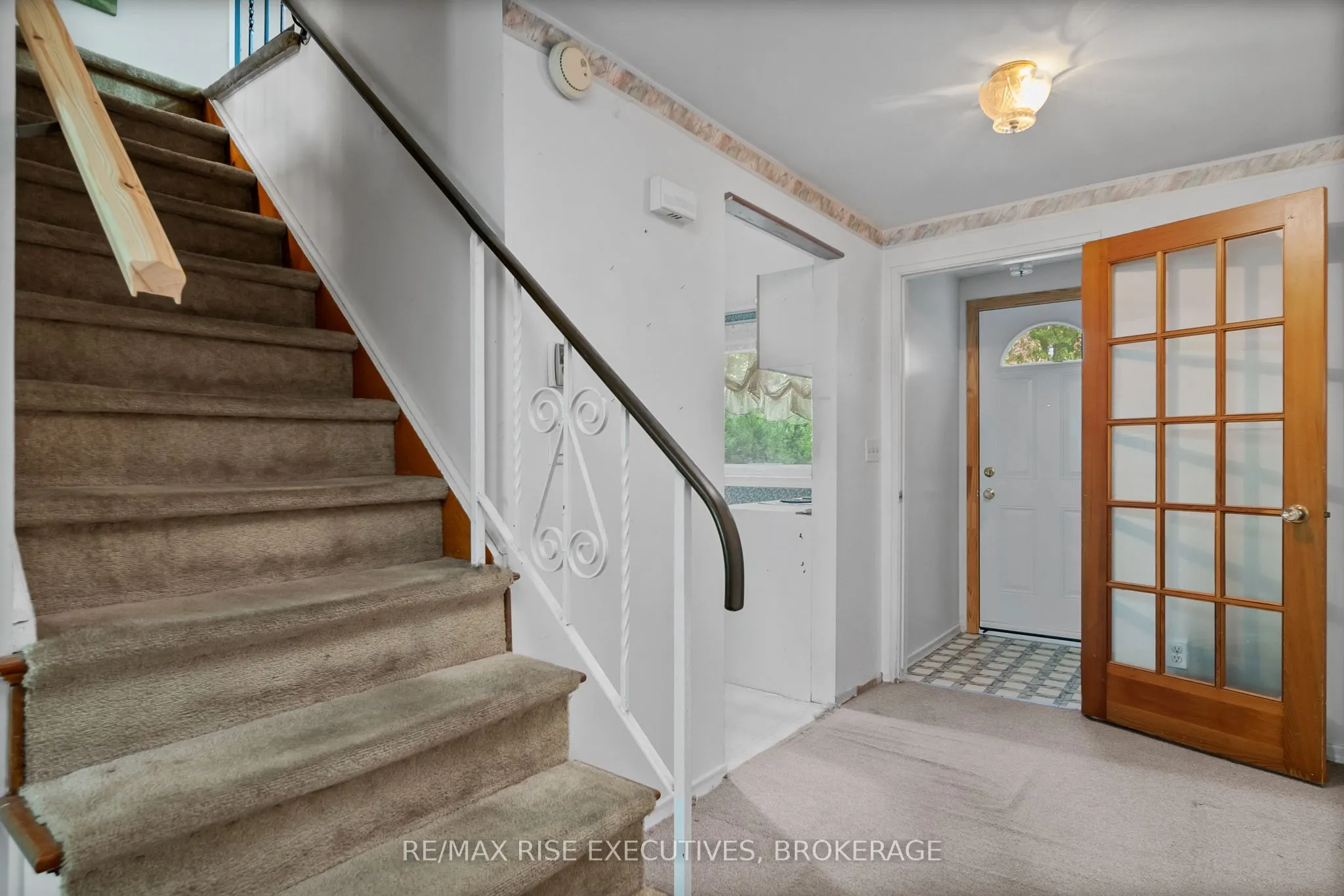258 Queen Mary Road, #8