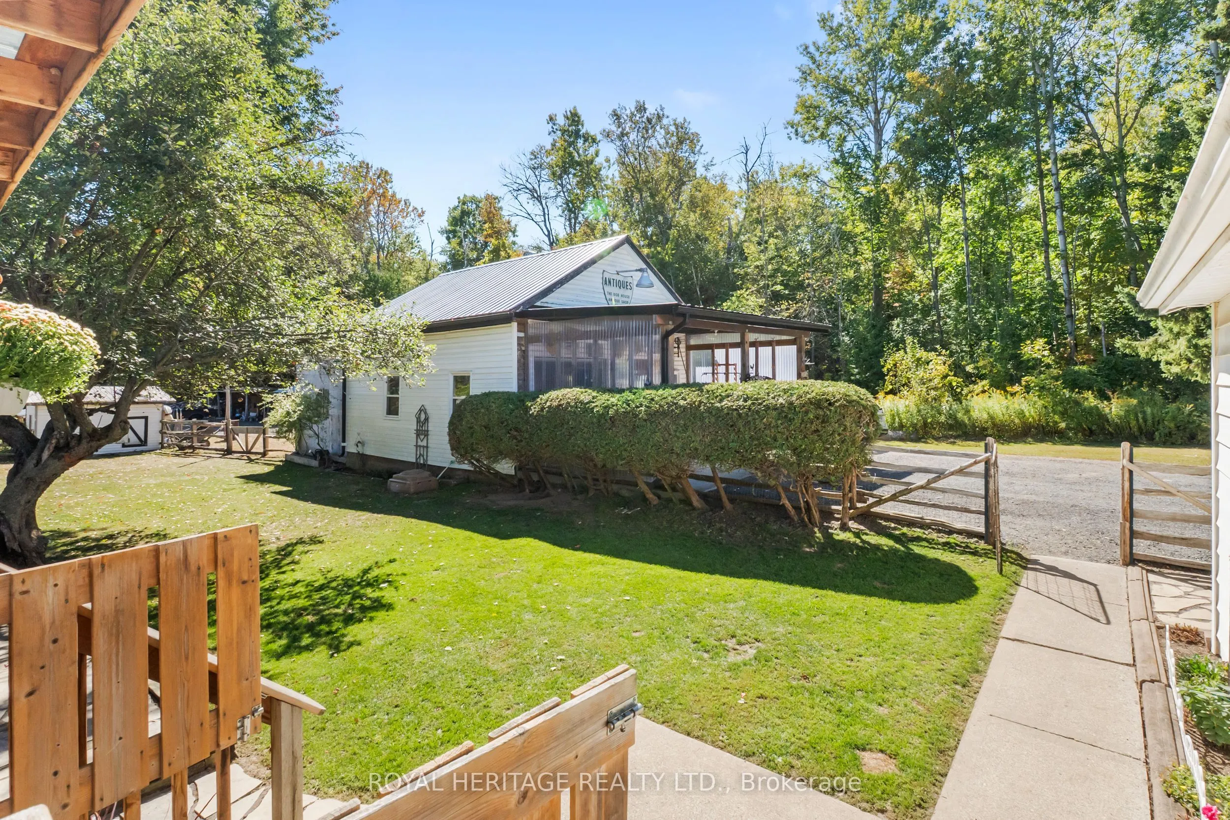 10629 County Rd 2 Road