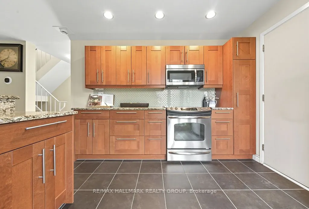 29D Varley Drive, #D