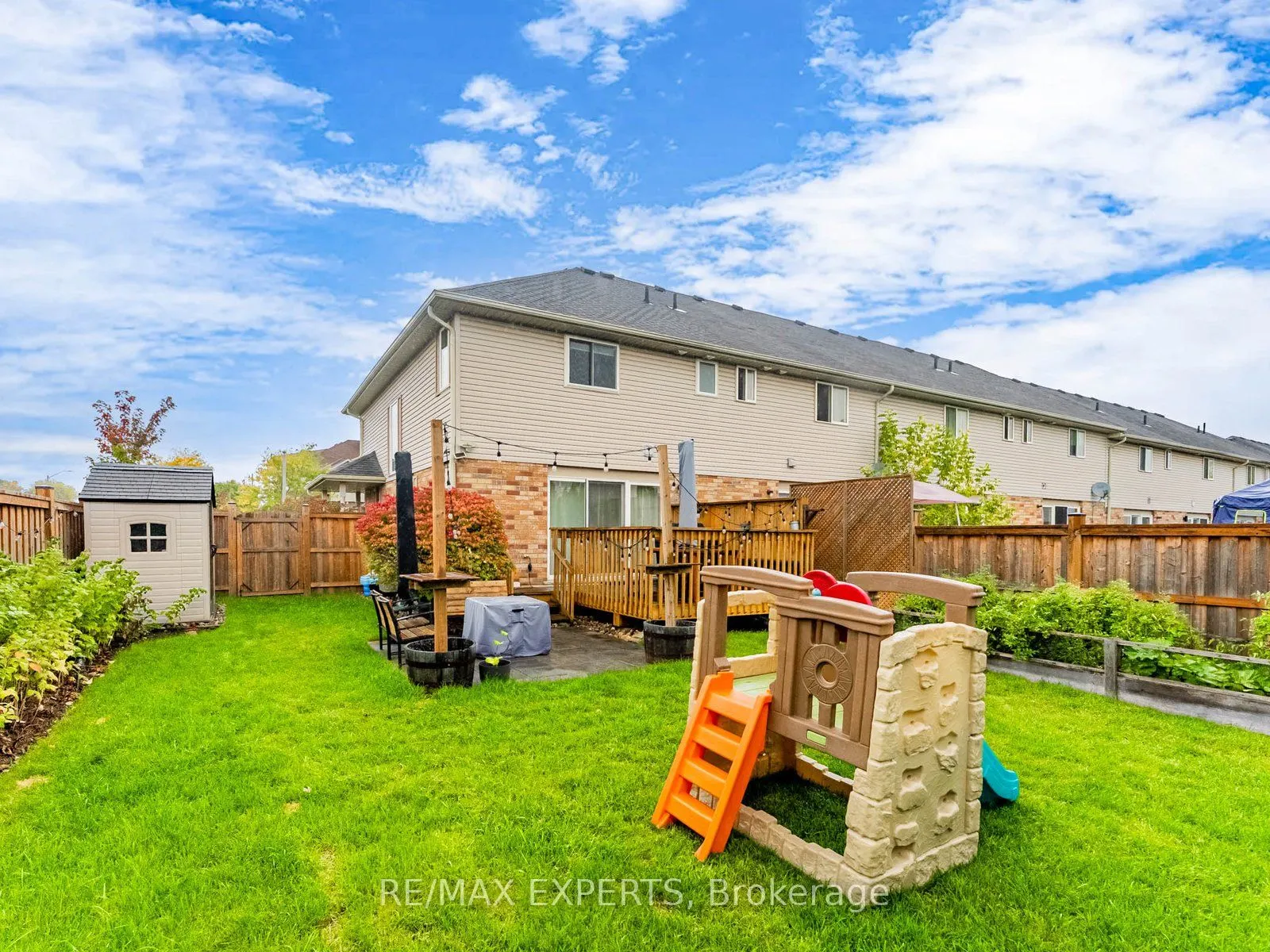 1 Clough Crescent