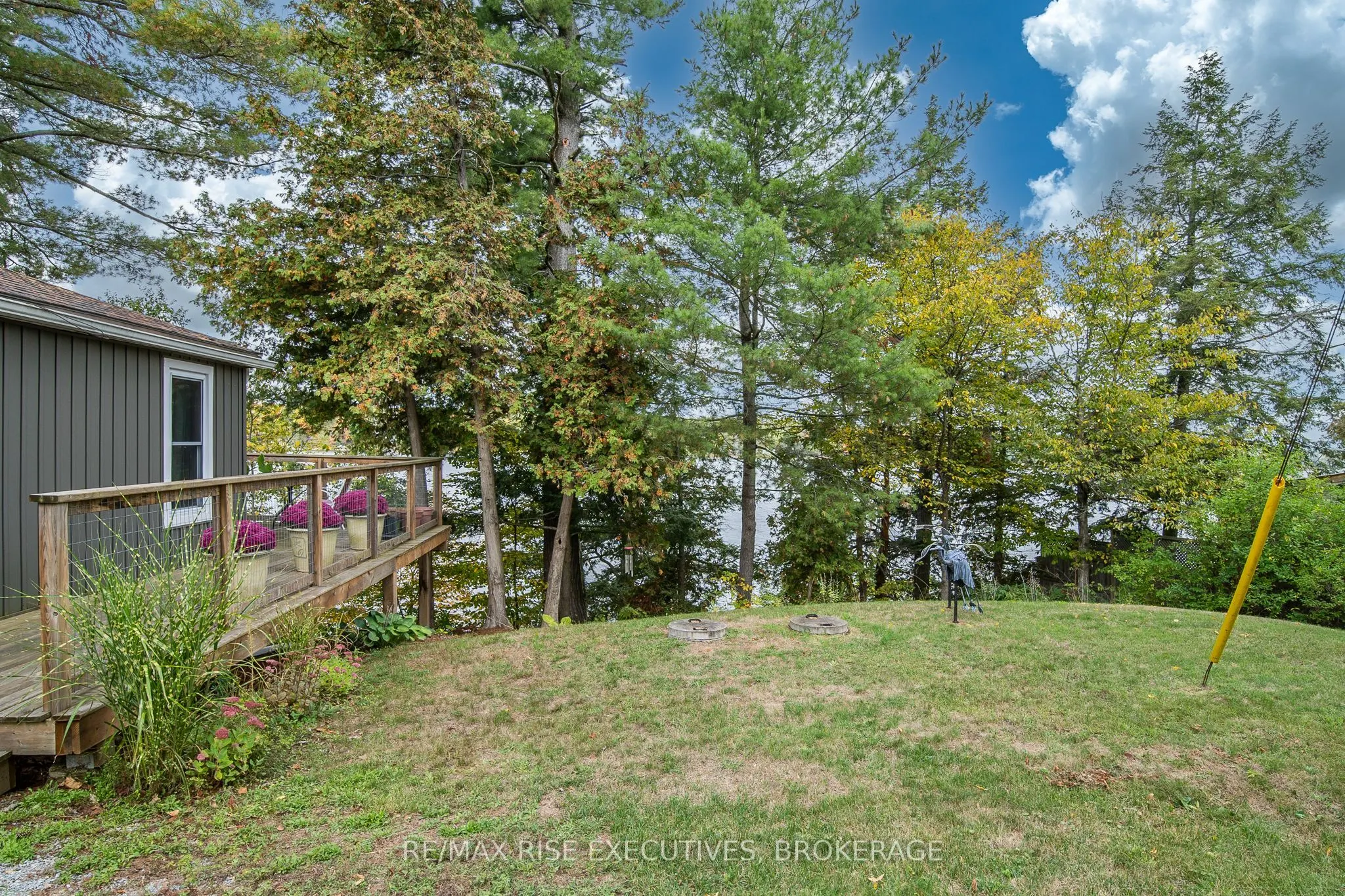 1017 Woods Lane