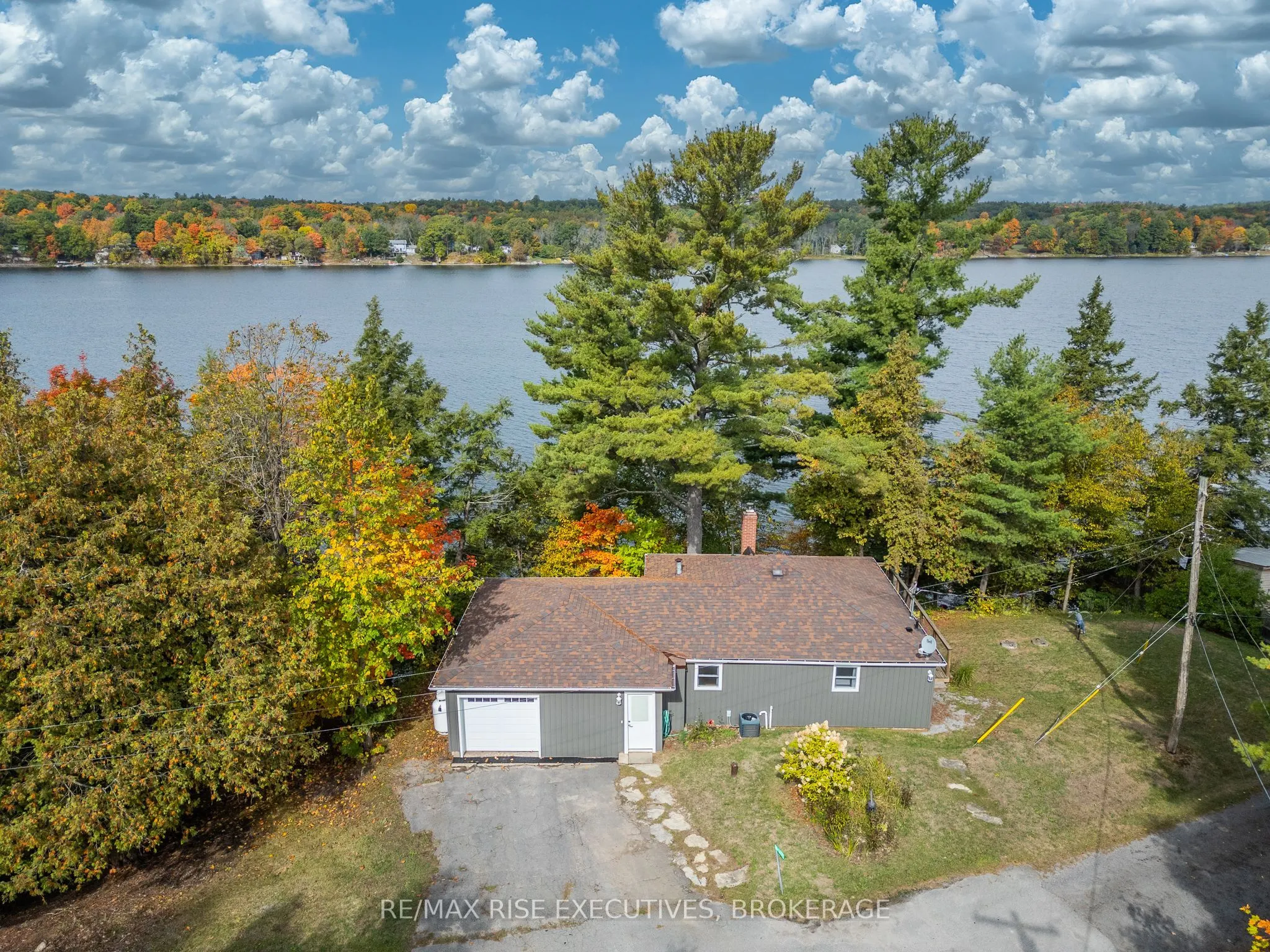 1017 Woods Lane