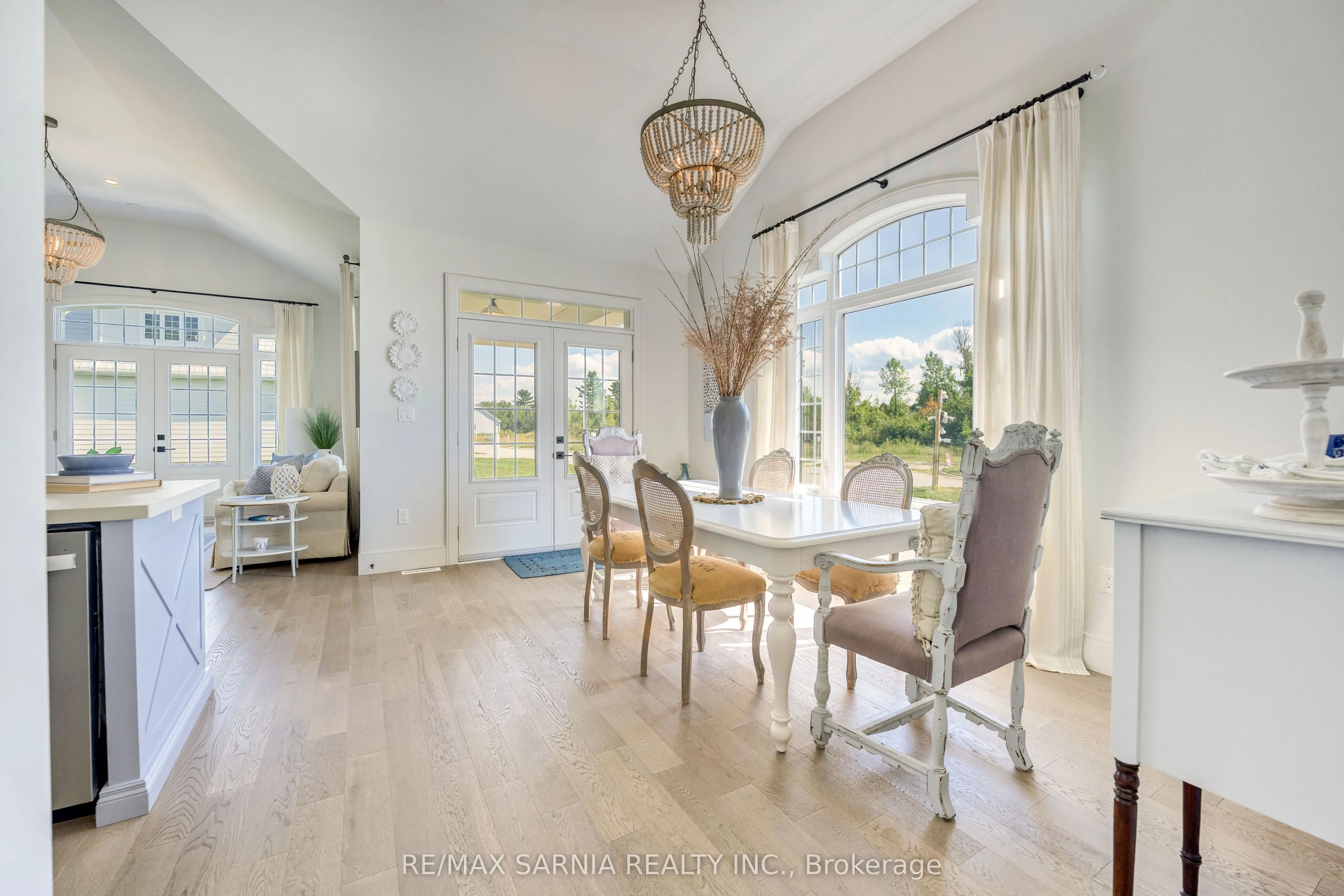 7604 THOMAS Street, #3