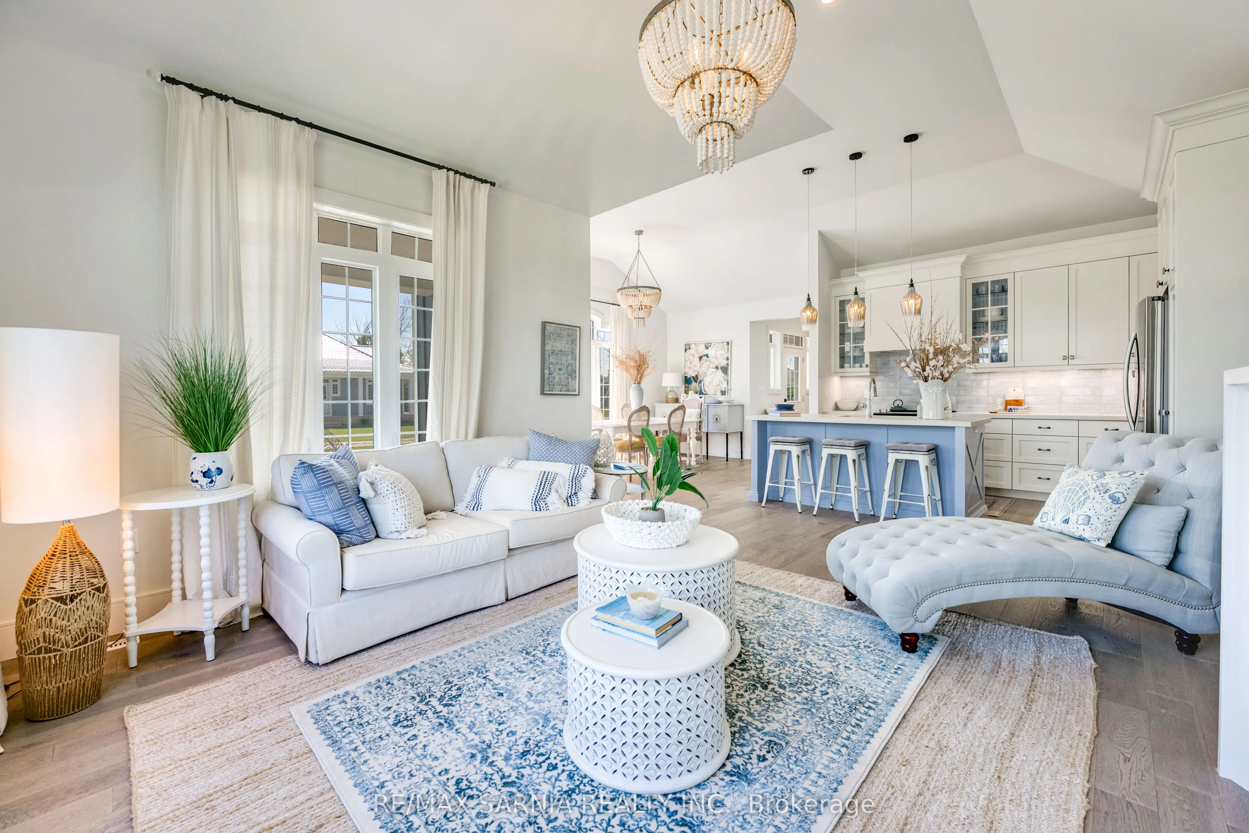 7604 THOMAS Street, #3