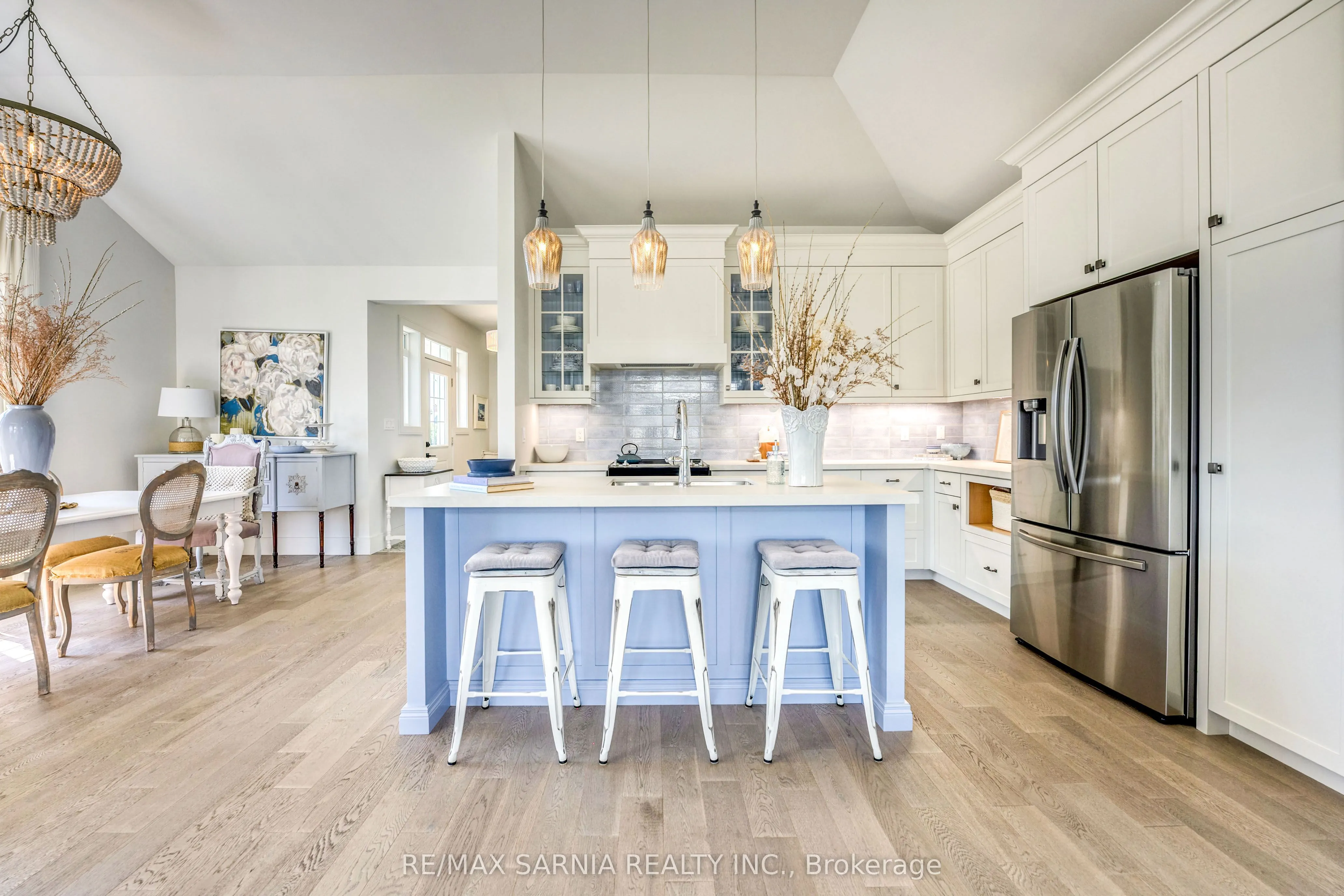 7604 THOMAS Street, #3