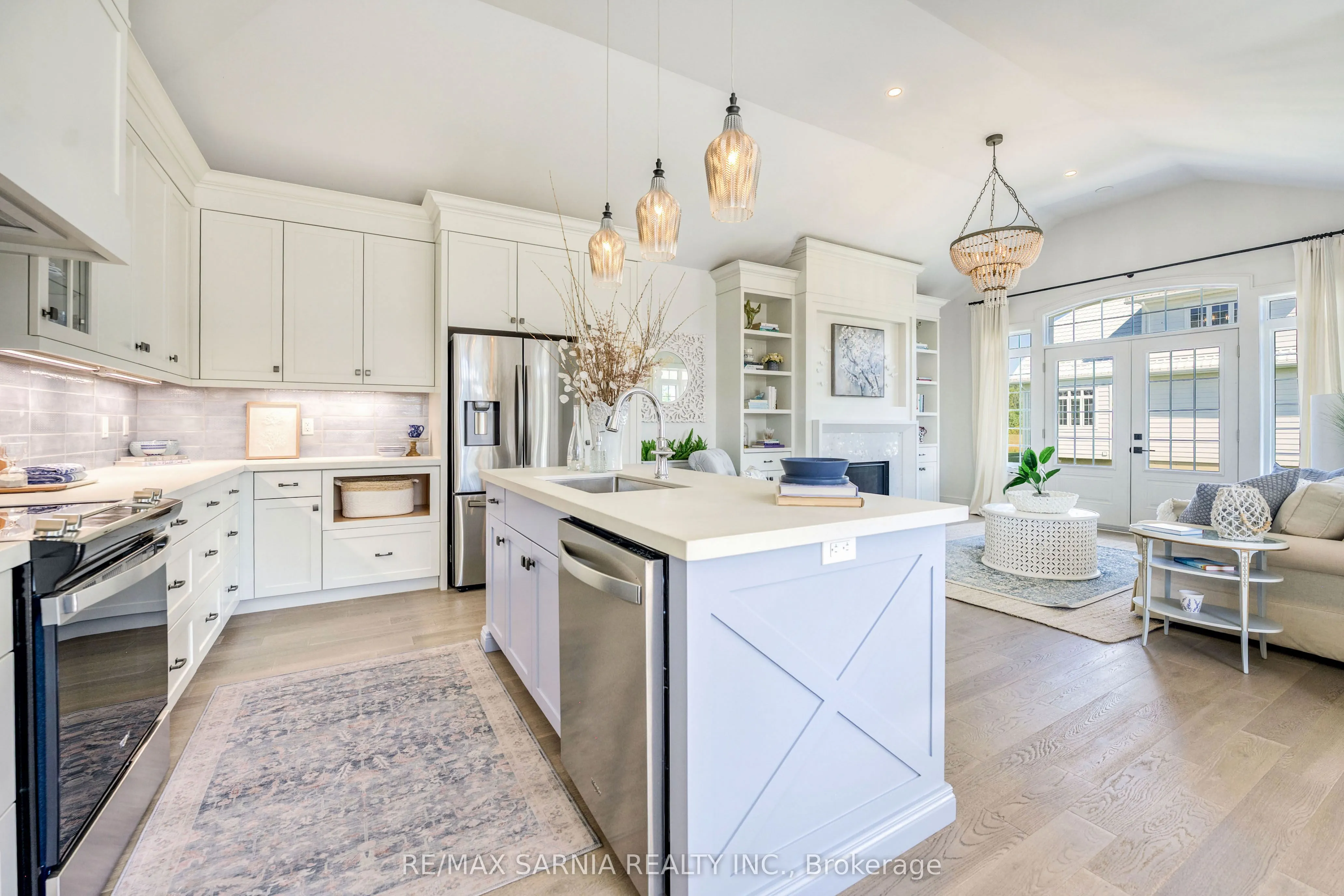 7604 THOMAS Street, #3