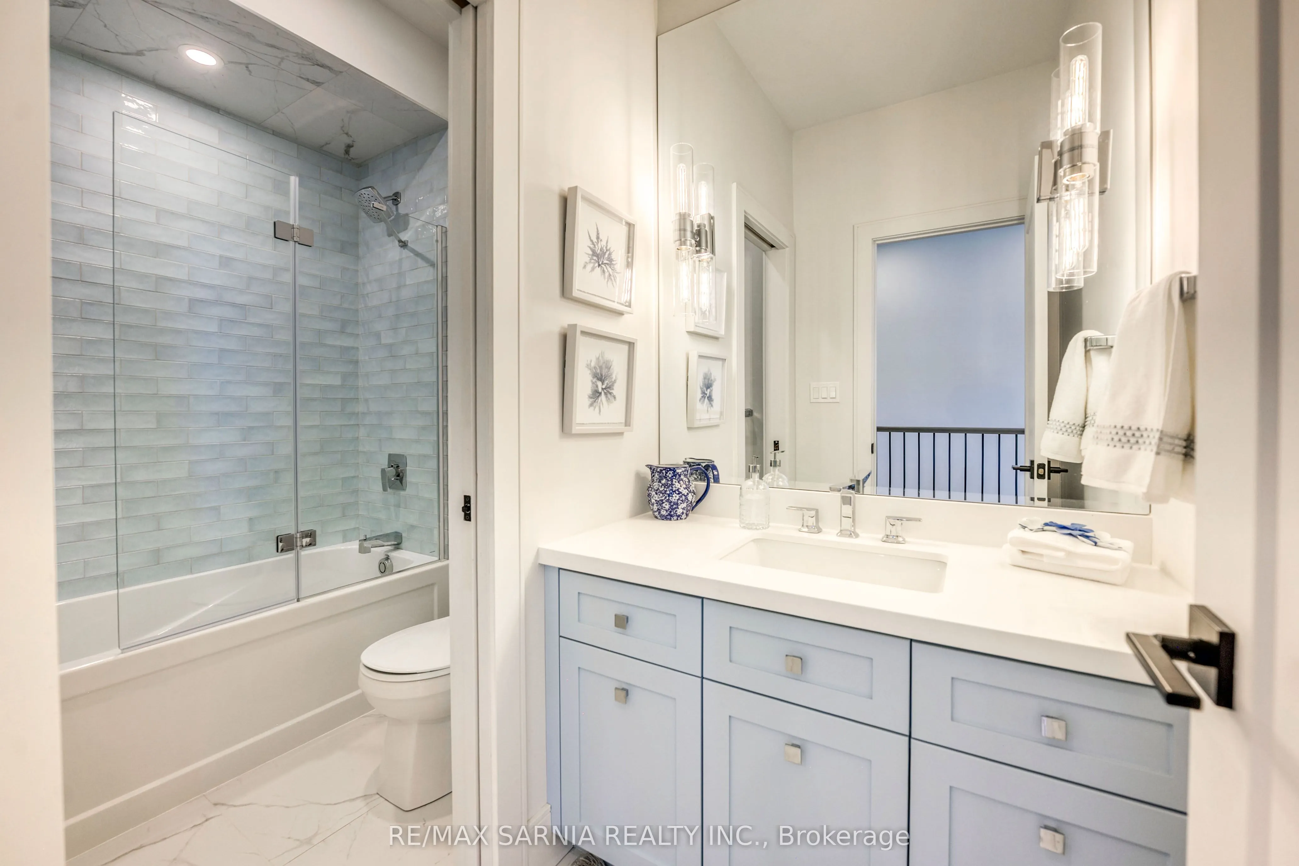 7604 THOMAS Street, #3