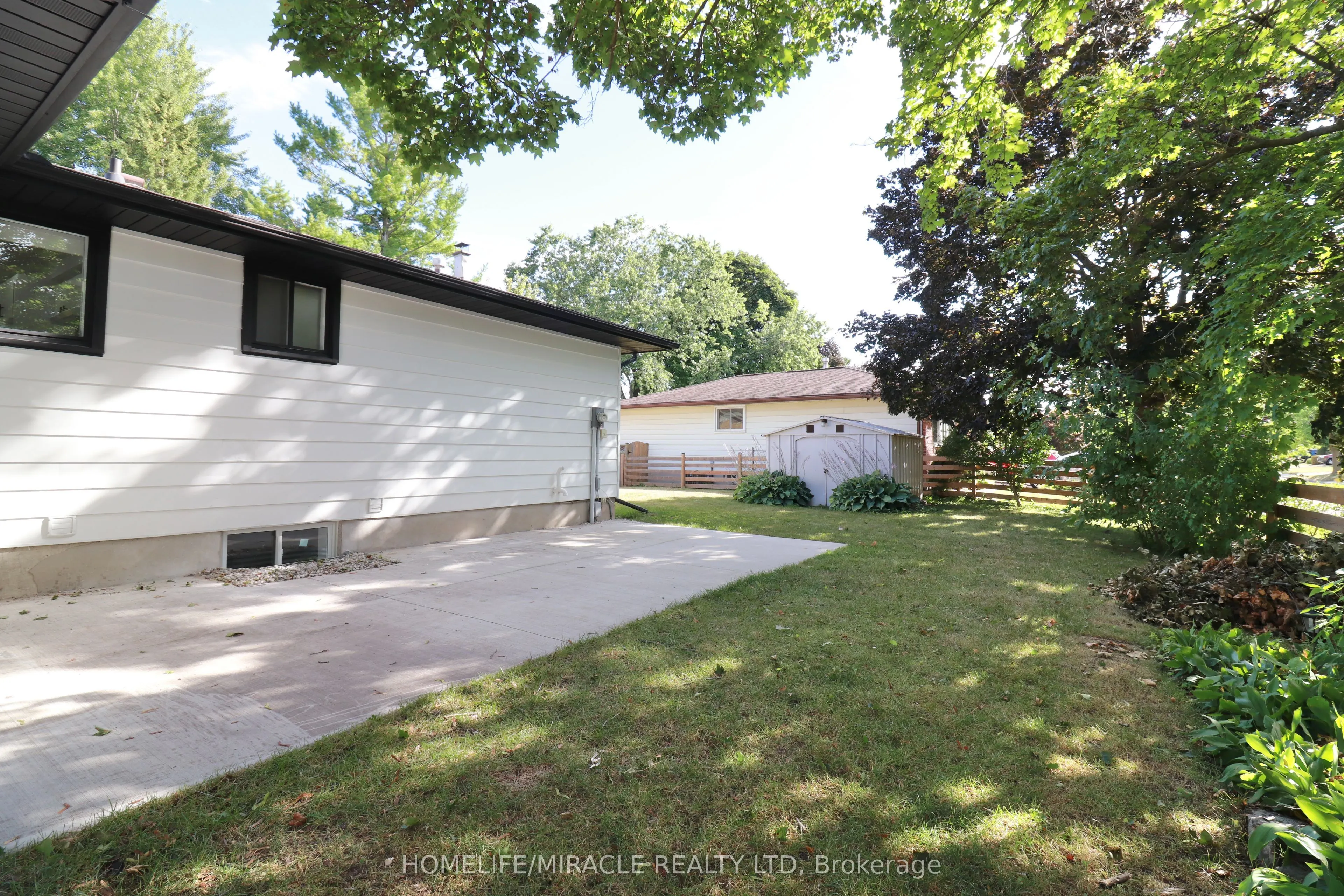 354 Lee Circle