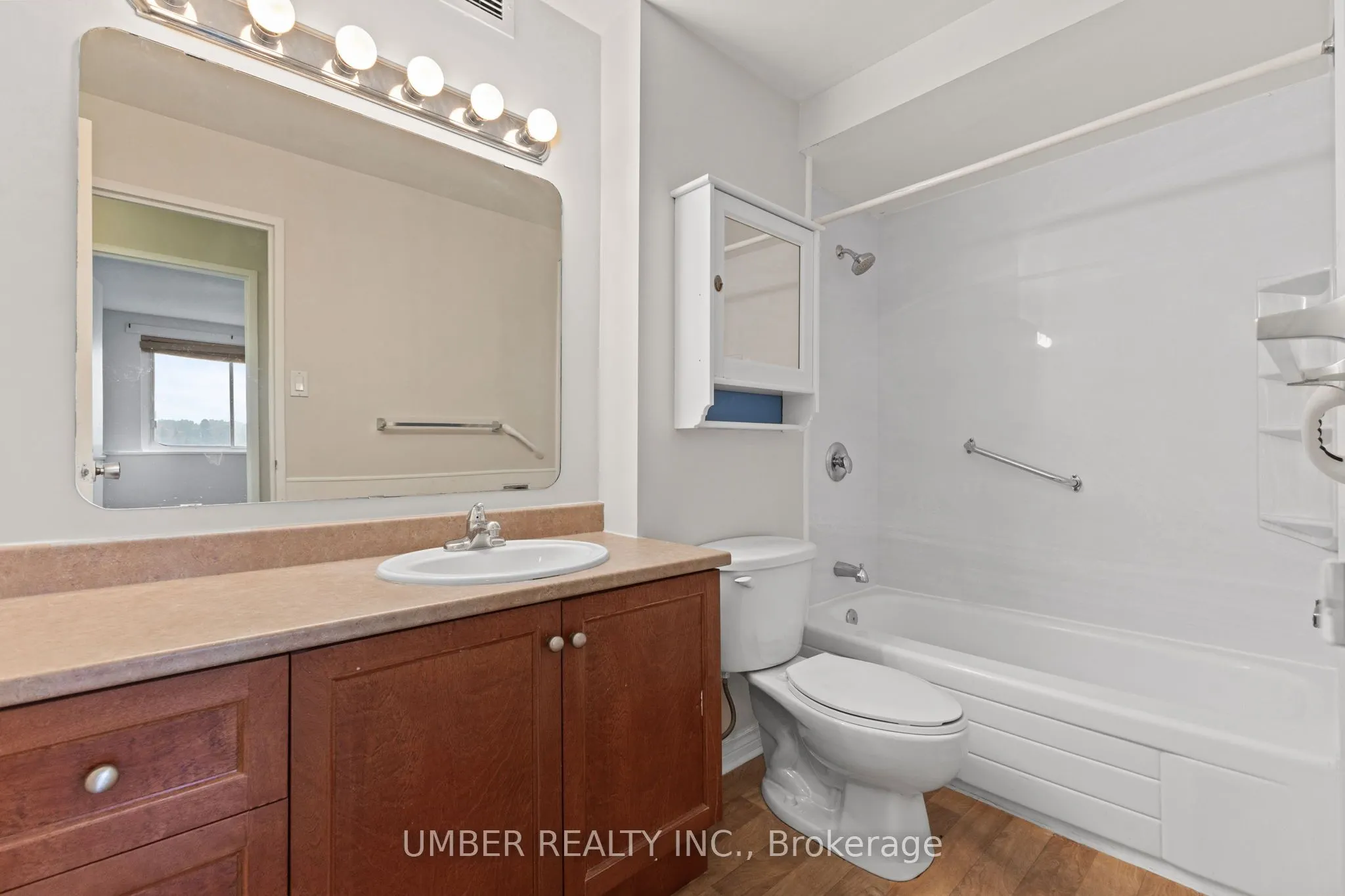 915 Elmsmere Road, #708