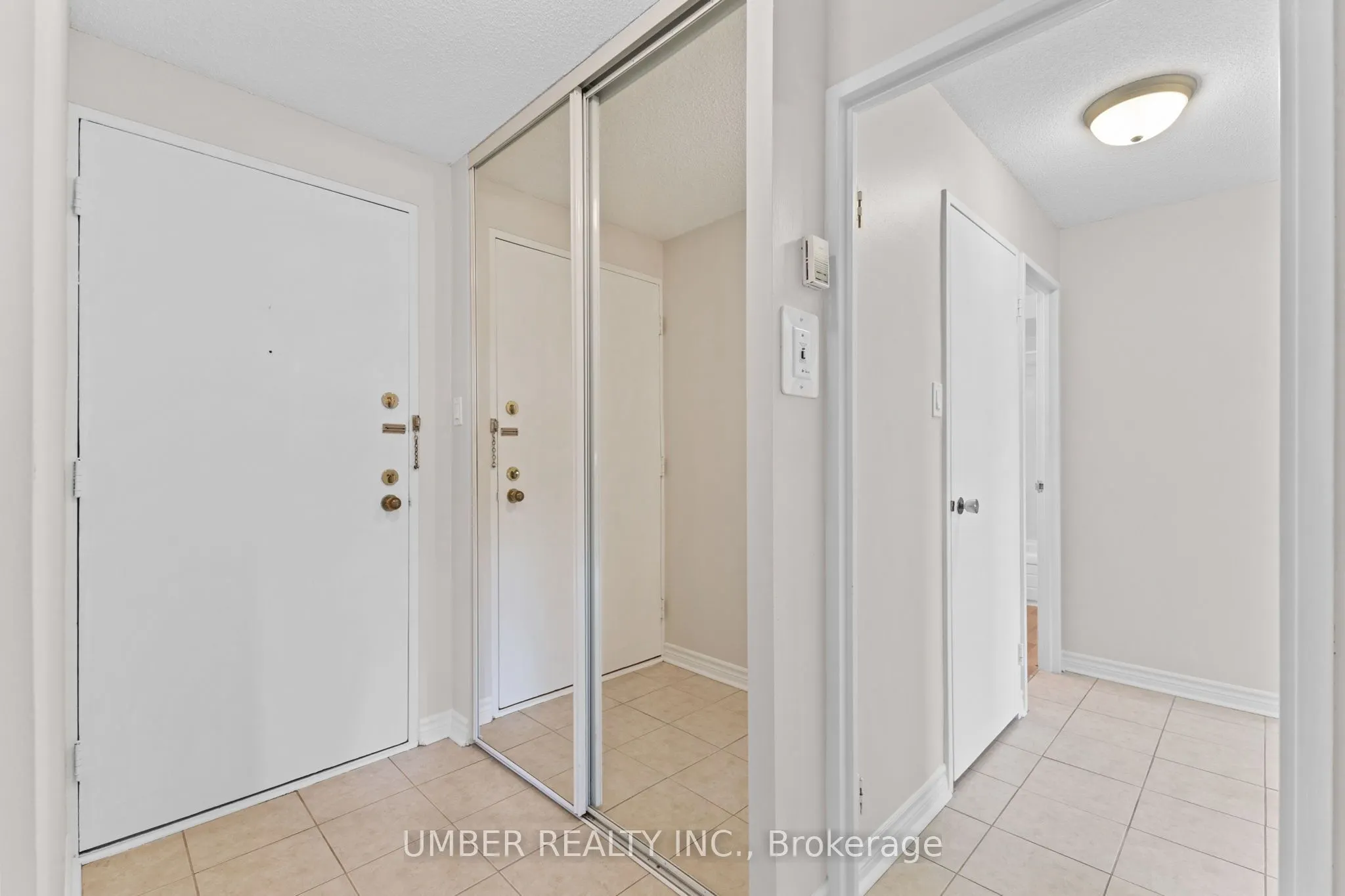 915 Elmsmere Road, #708