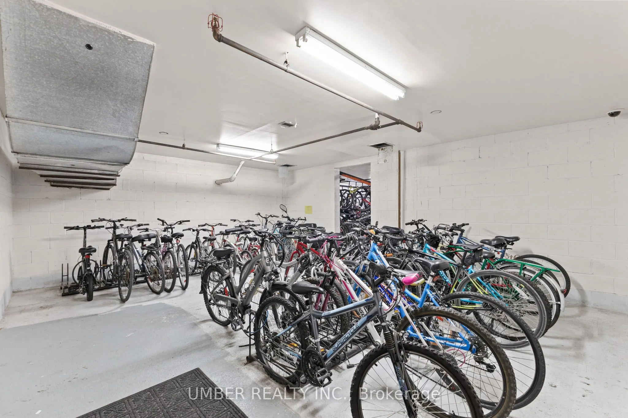 915 Elmsmere Road, #708