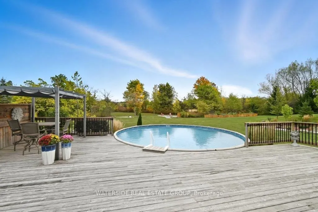2493 Meadow Court
