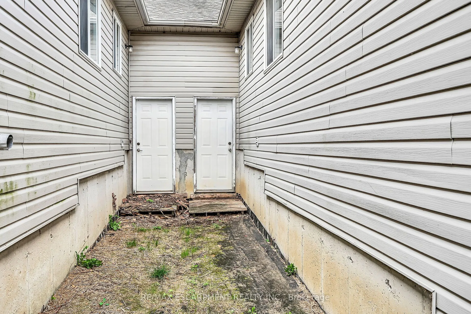 83 Marion Street