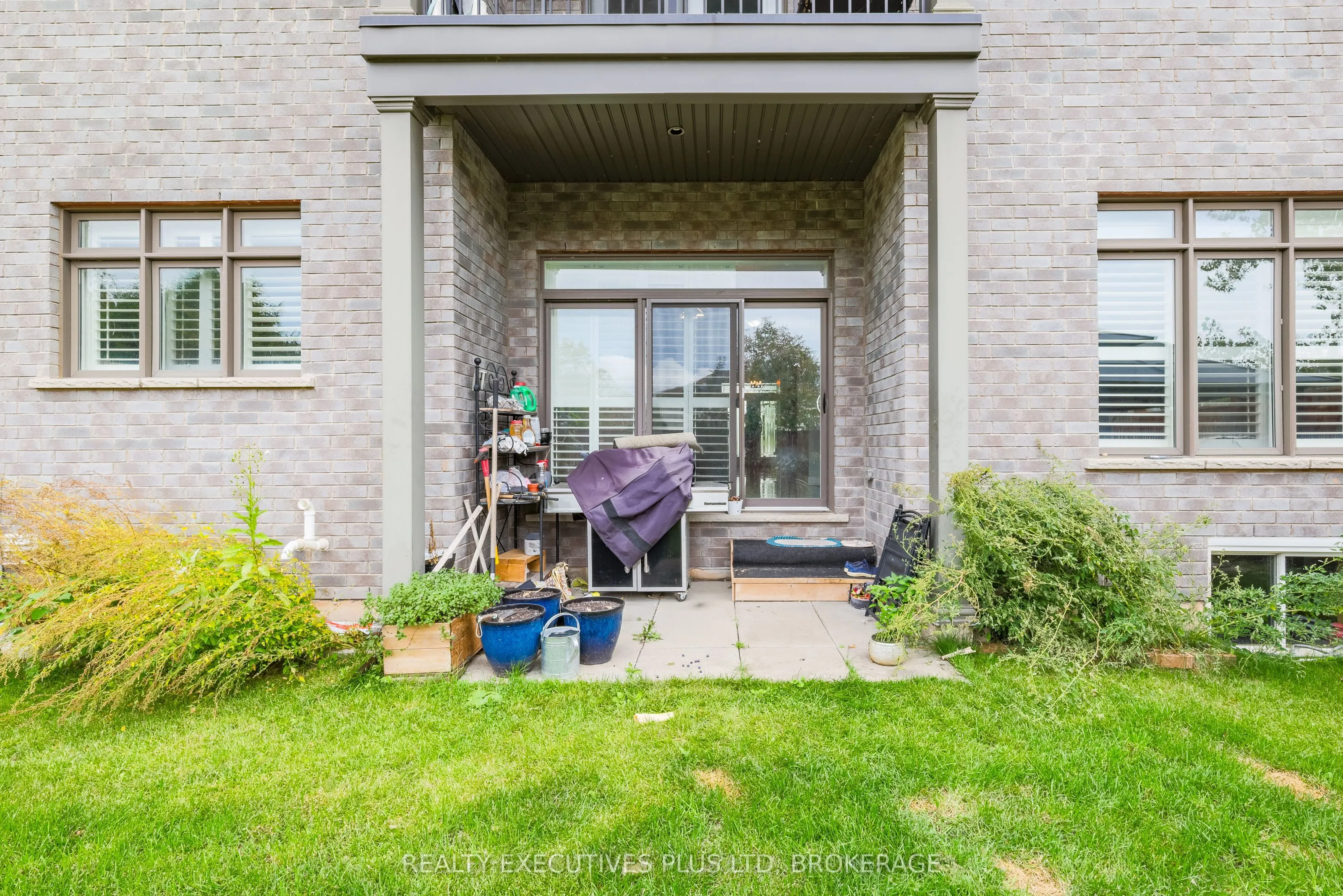 9211 Tallgrass Avenue