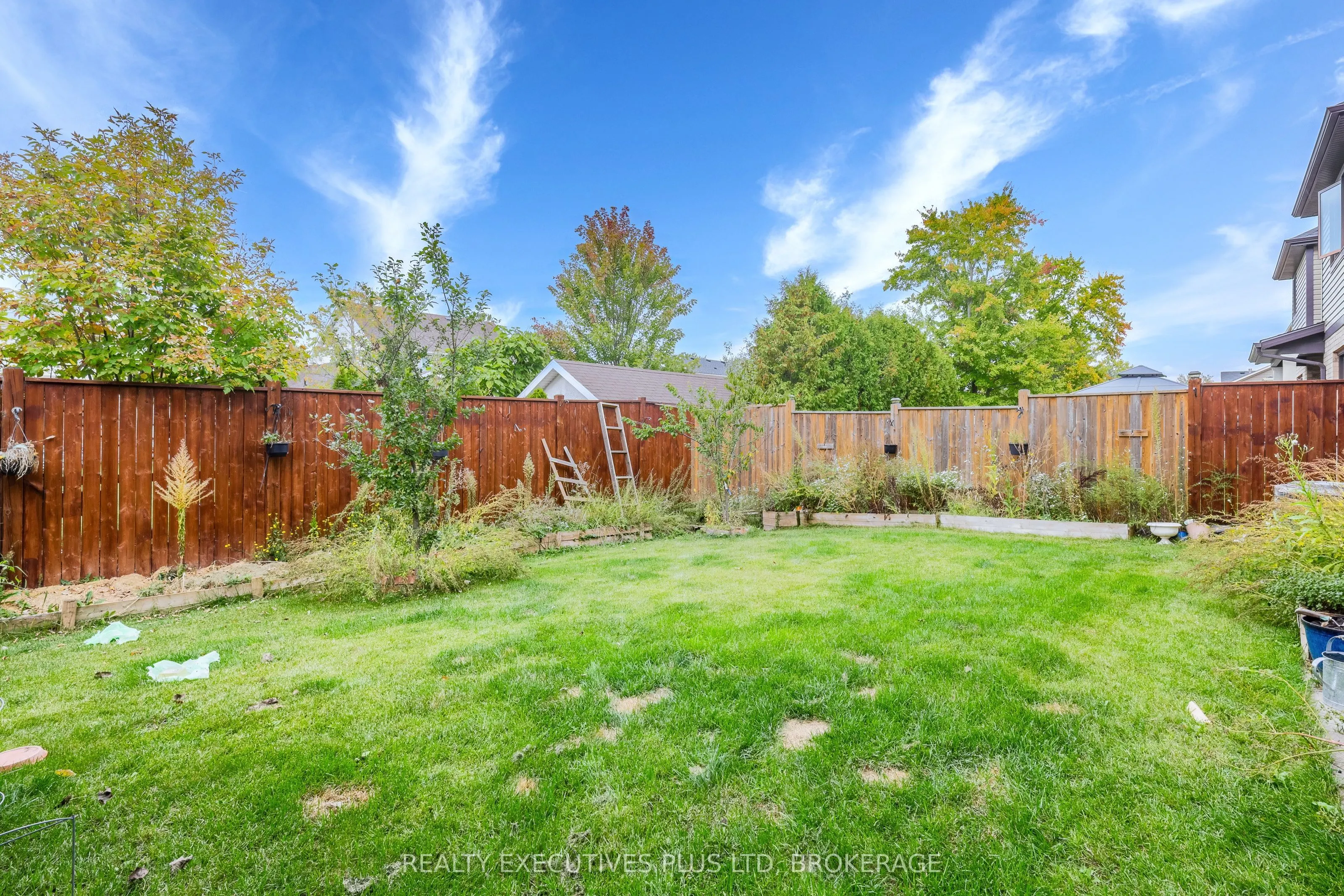 9211 Tallgrass Avenue