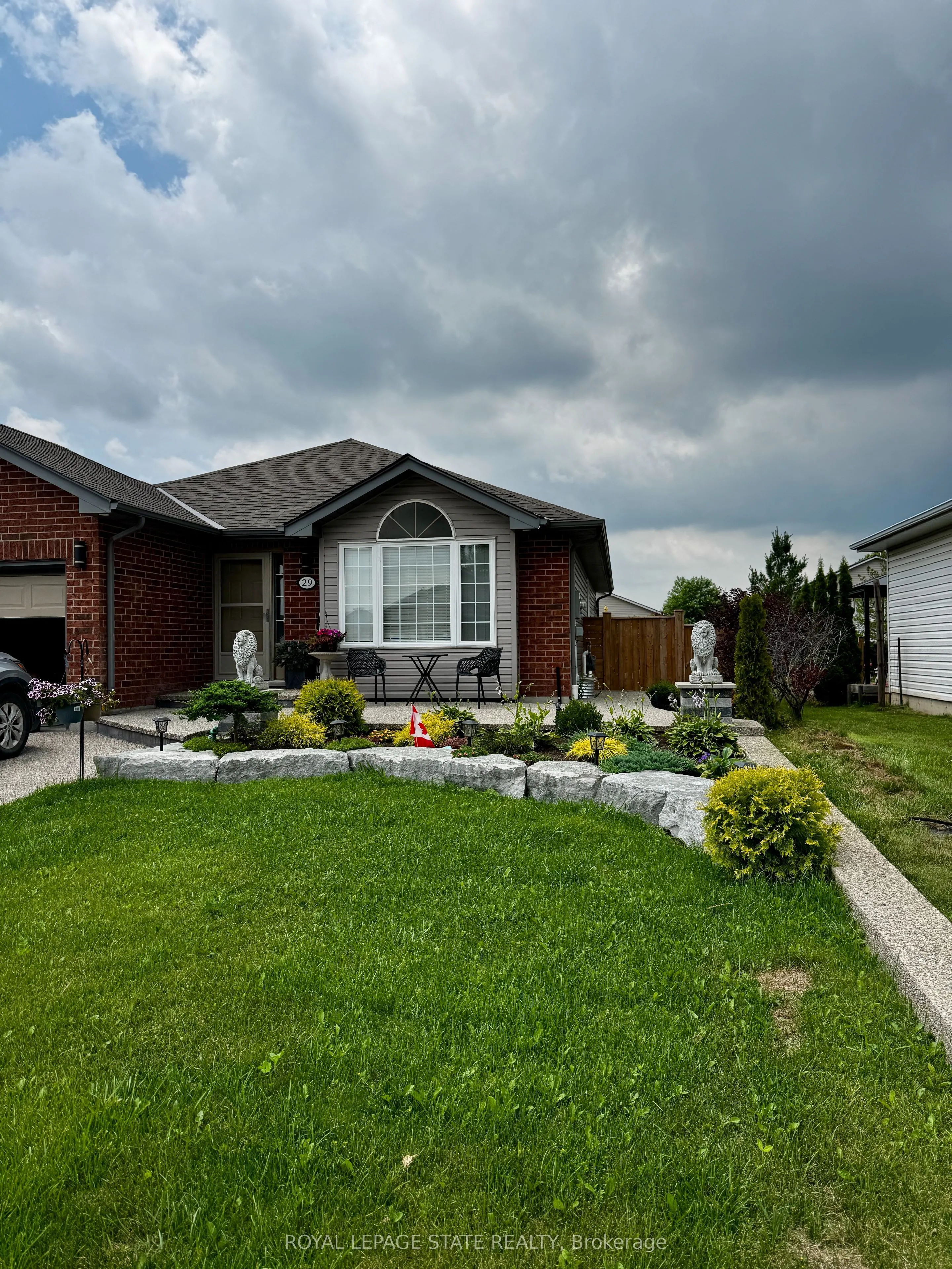 29 Mapleview Drive