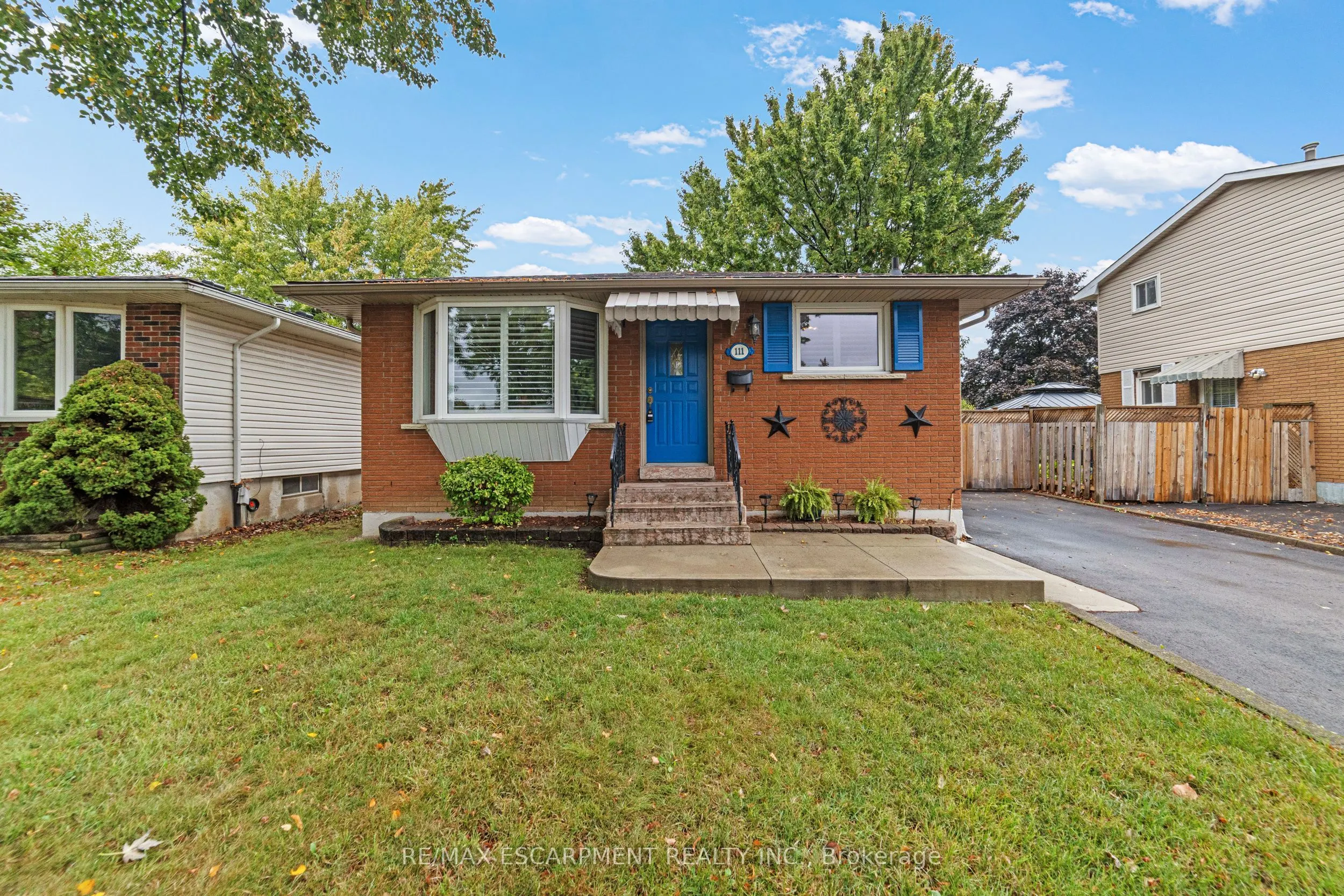 111 BOSTON Crescent