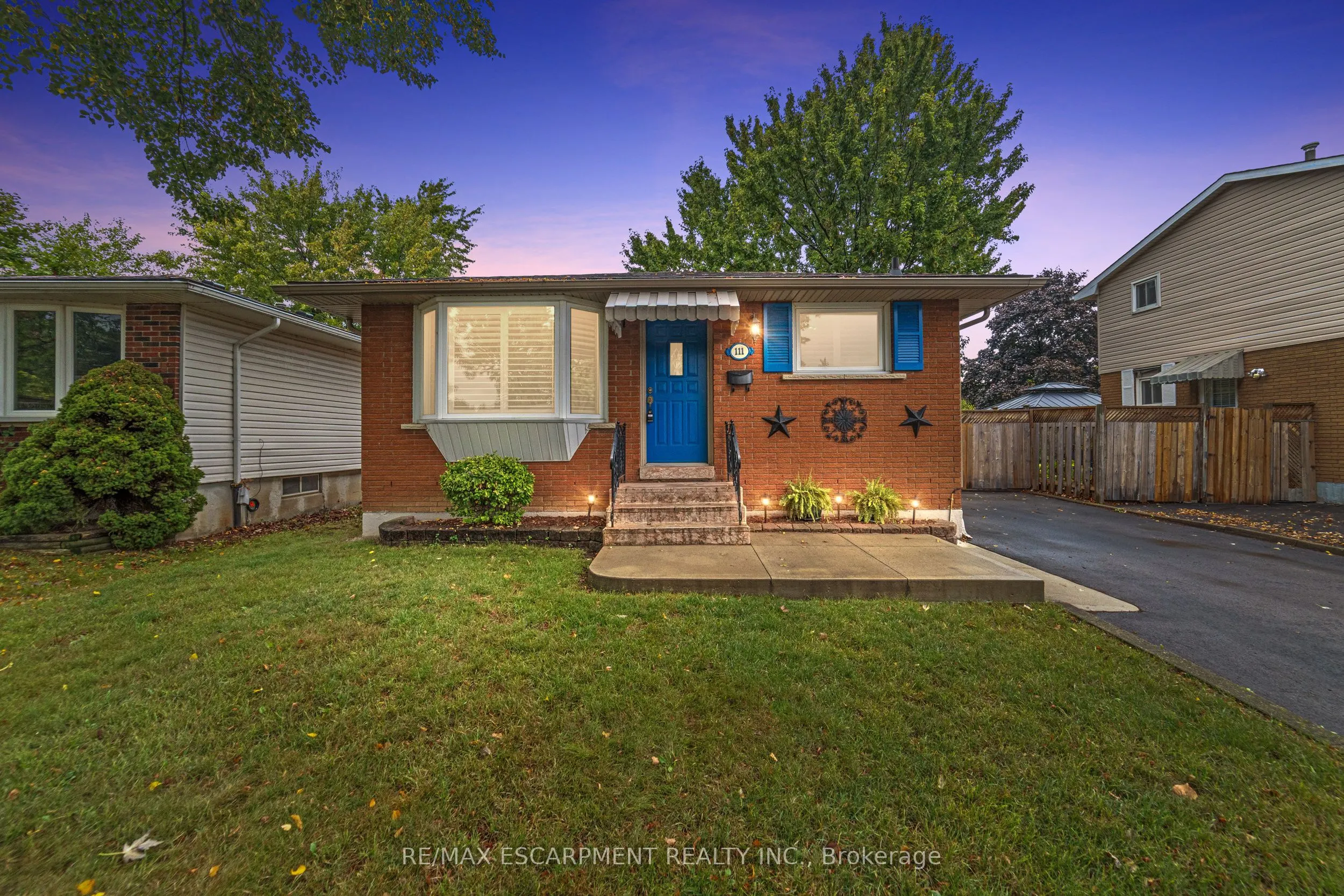 111 BOSTON Crescent