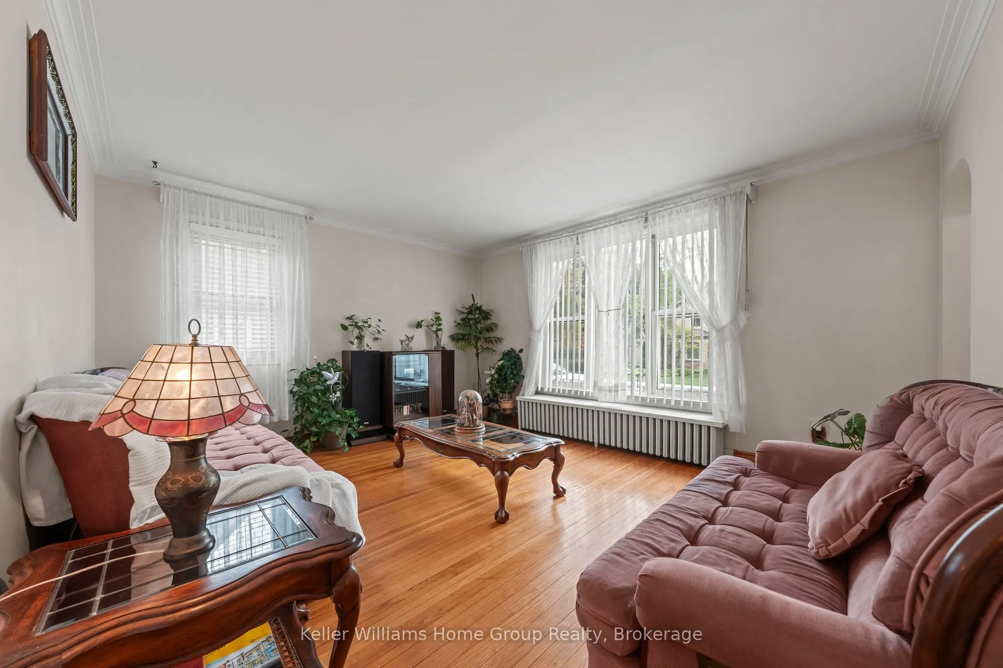 6 Hepburn Avenue