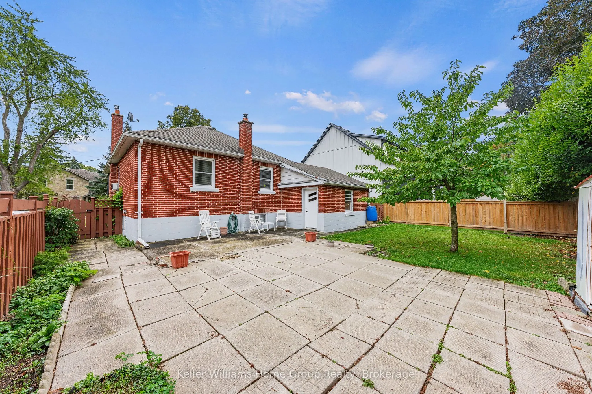 6 Hepburn Avenue
