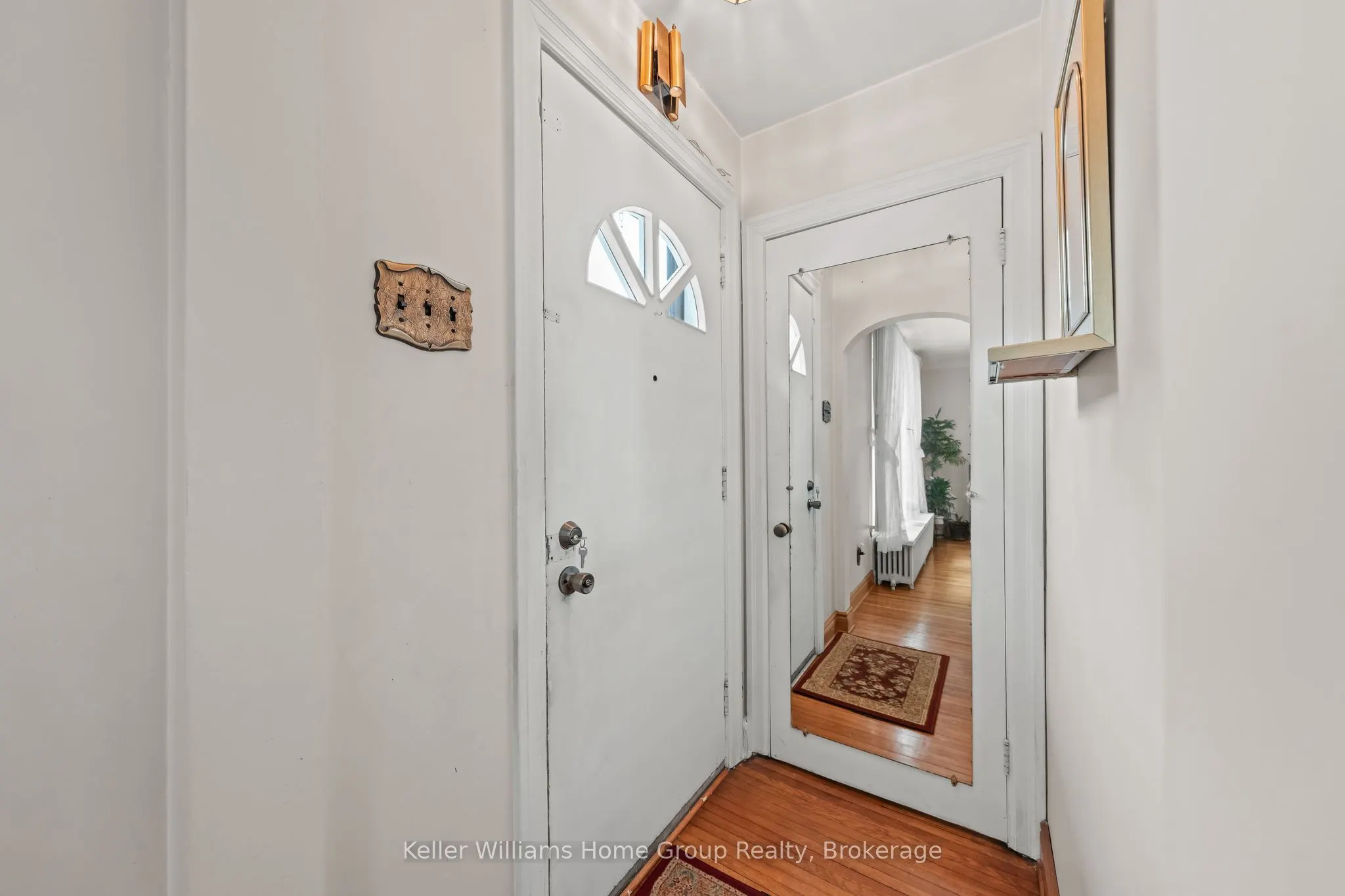 6 Hepburn Avenue