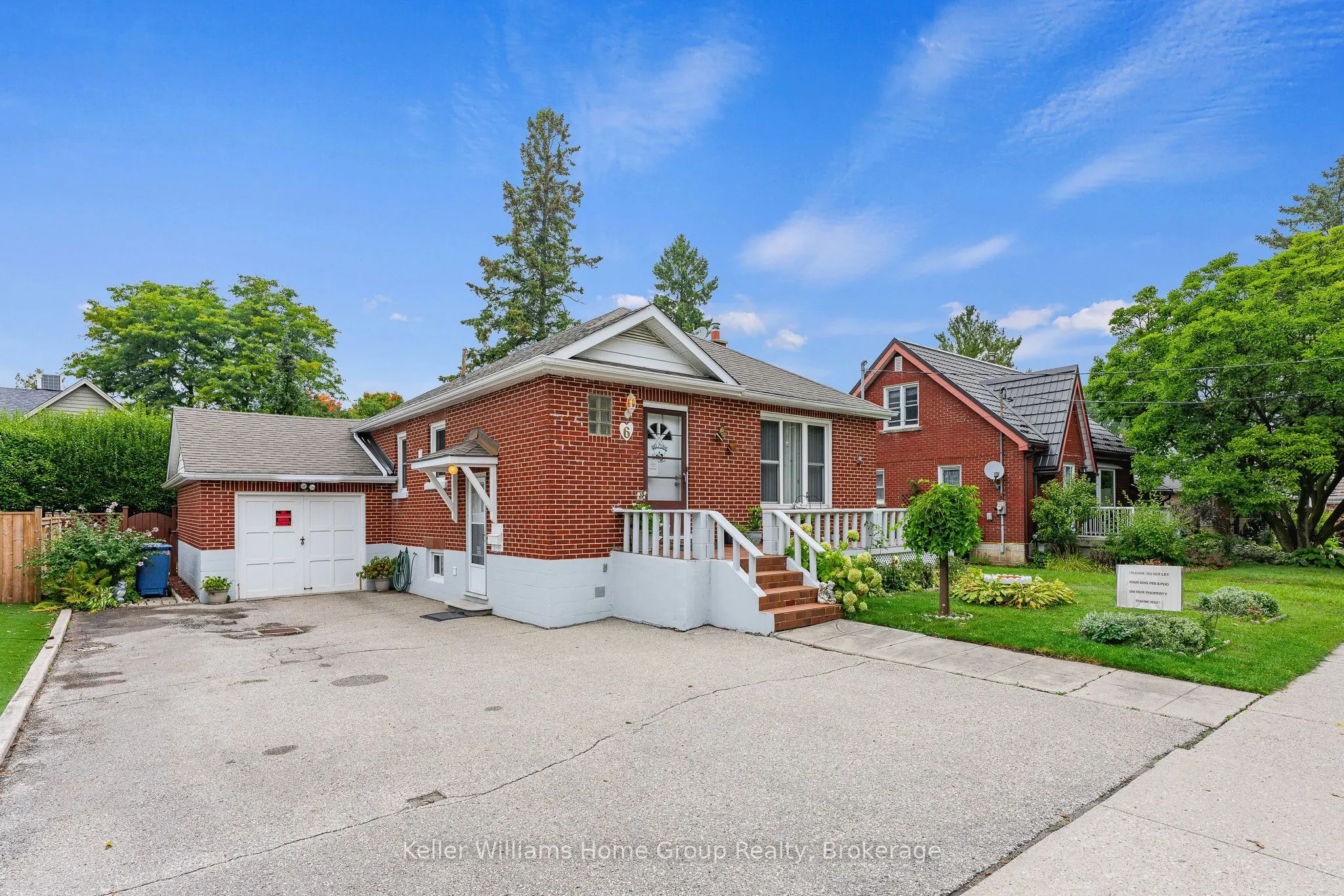 6 Hepburn Avenue
