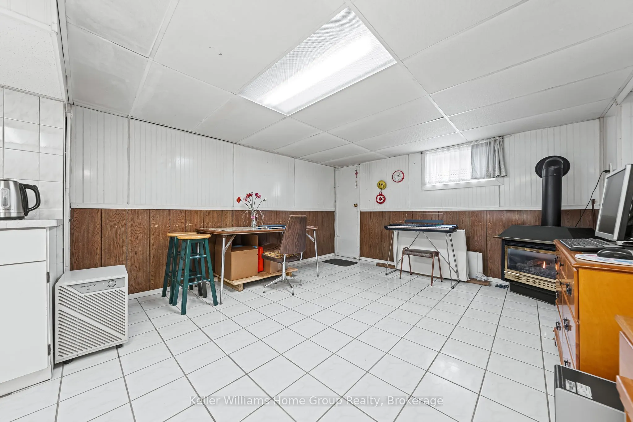 6 Hepburn Avenue